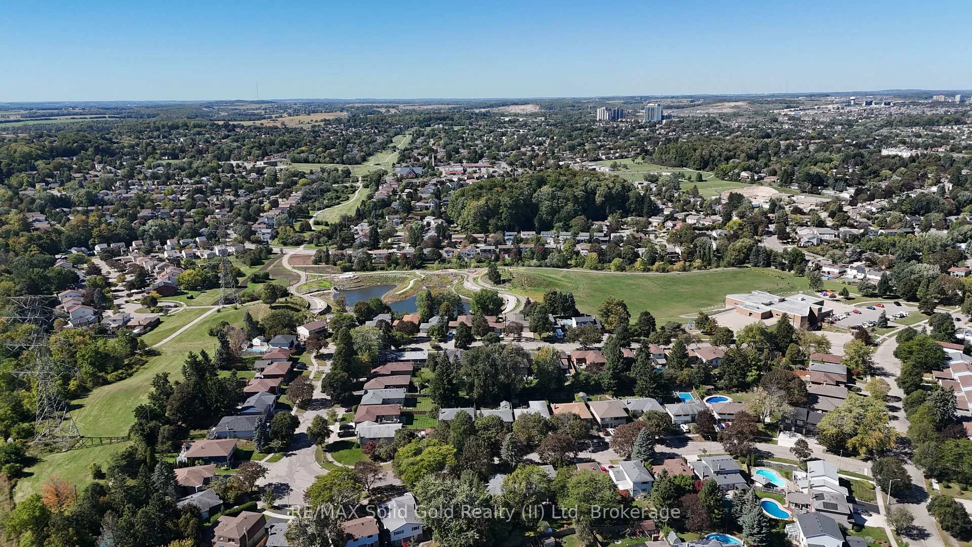 Photo 72 of 34 Glen Park Crescent, Kitchener, Forest Heights — HOMEH