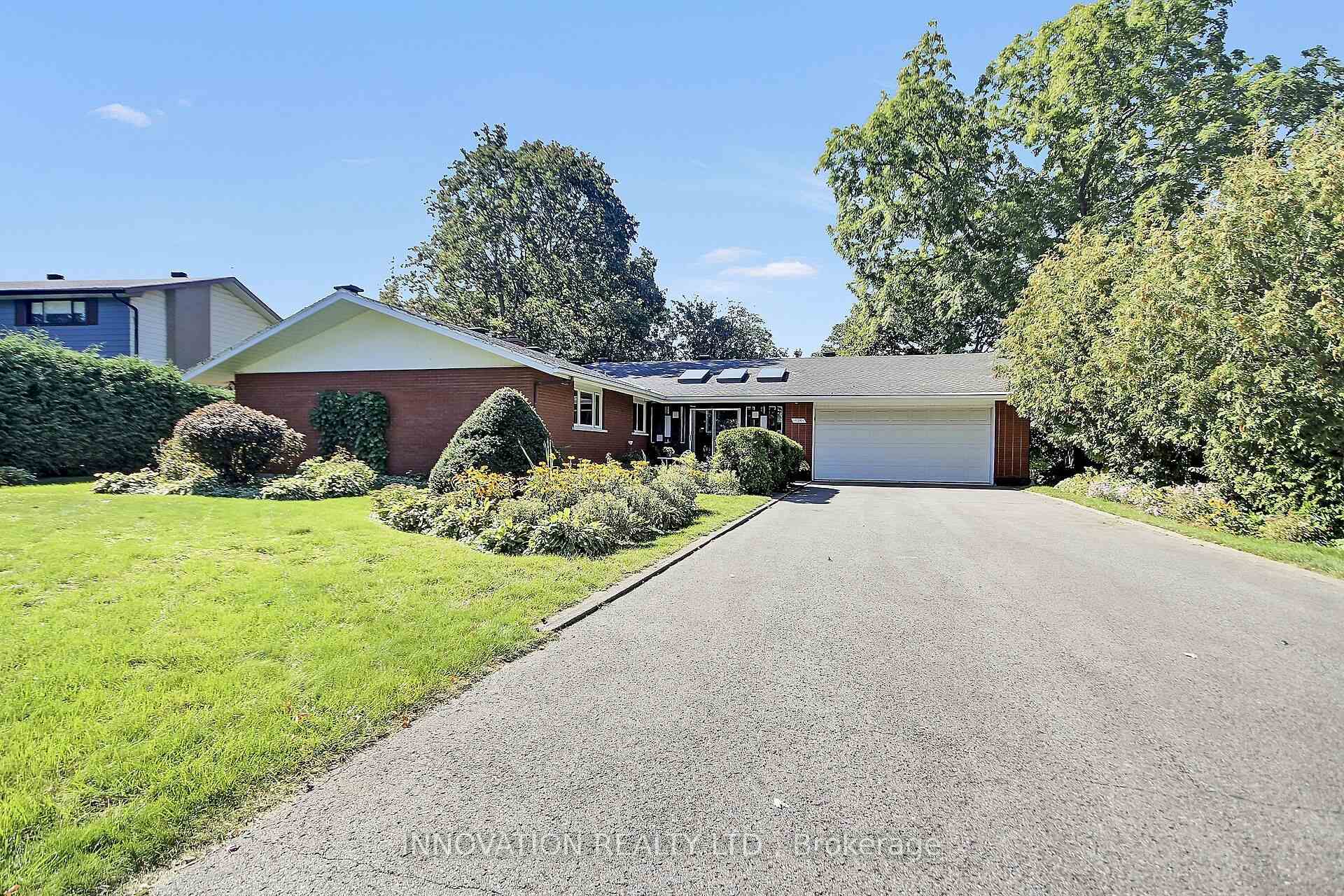 Photo 4 of 1136 Castle Hill Crescent, Ottawa, Copeland Park — HOMEH