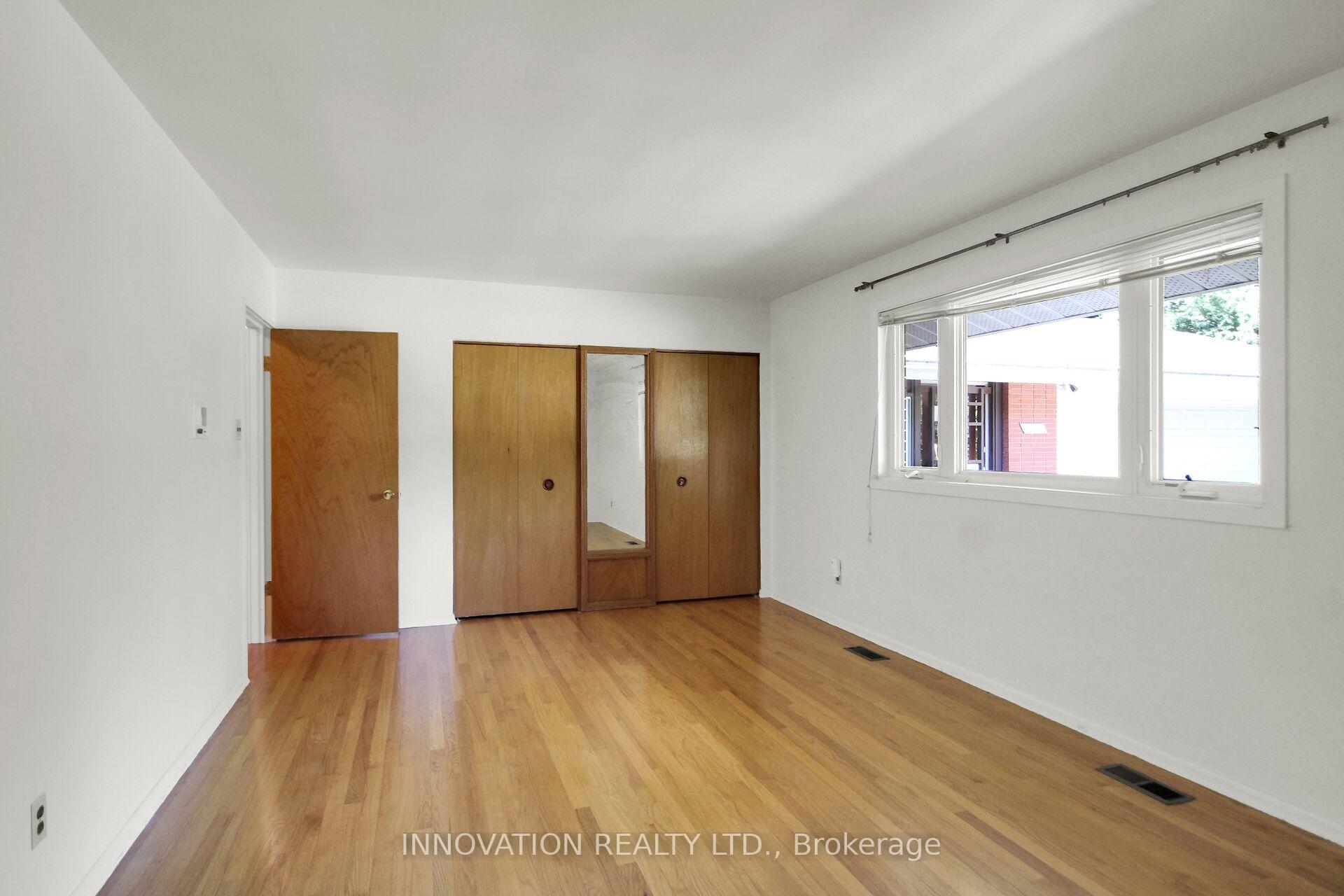 Photo 30 of 1136 Castle Hill Crescent, Ottawa, Copeland Park — HOMEH
