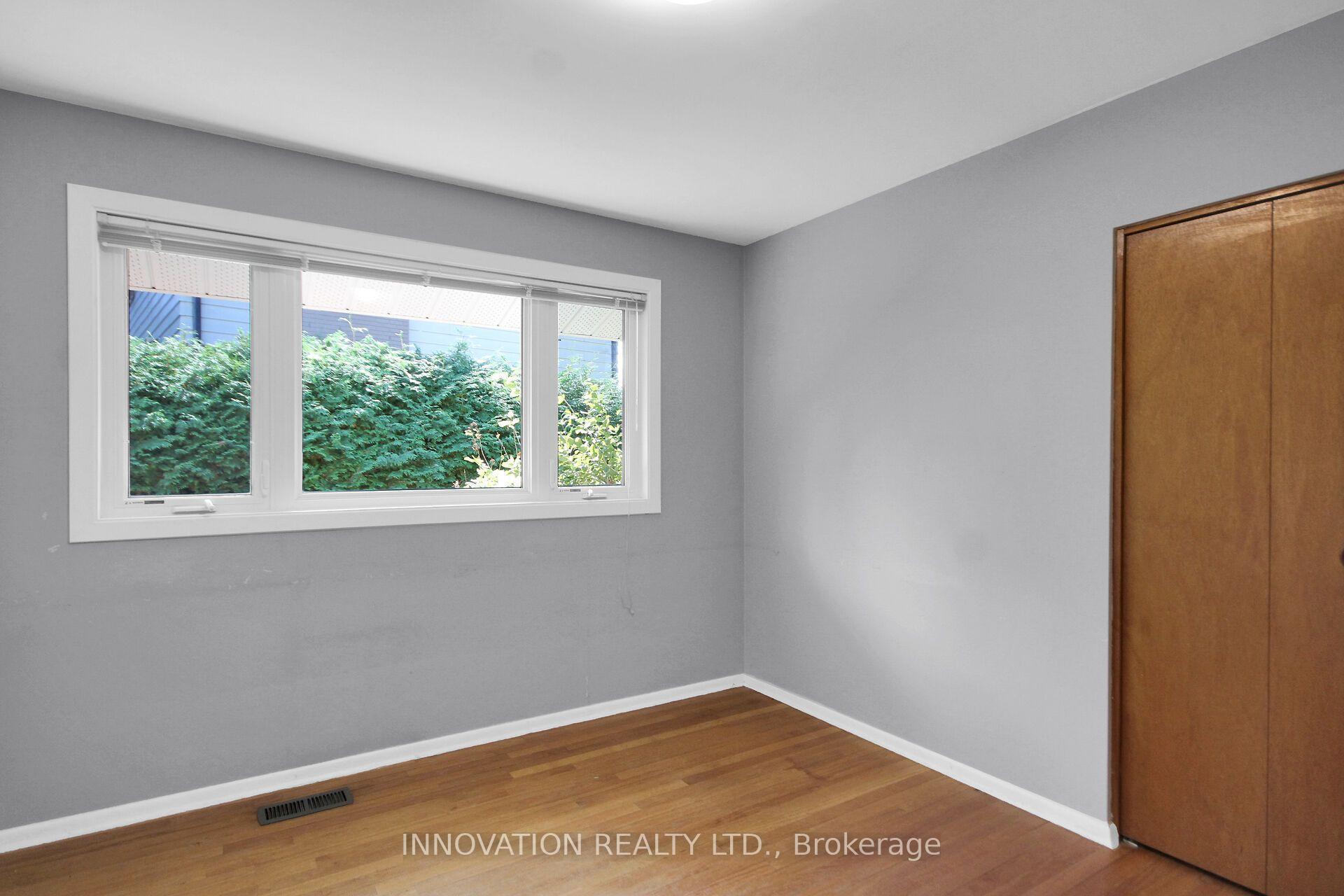 Photo 31 of 1136 Castle Hill Crescent, Ottawa, Copeland Park — HOMEH