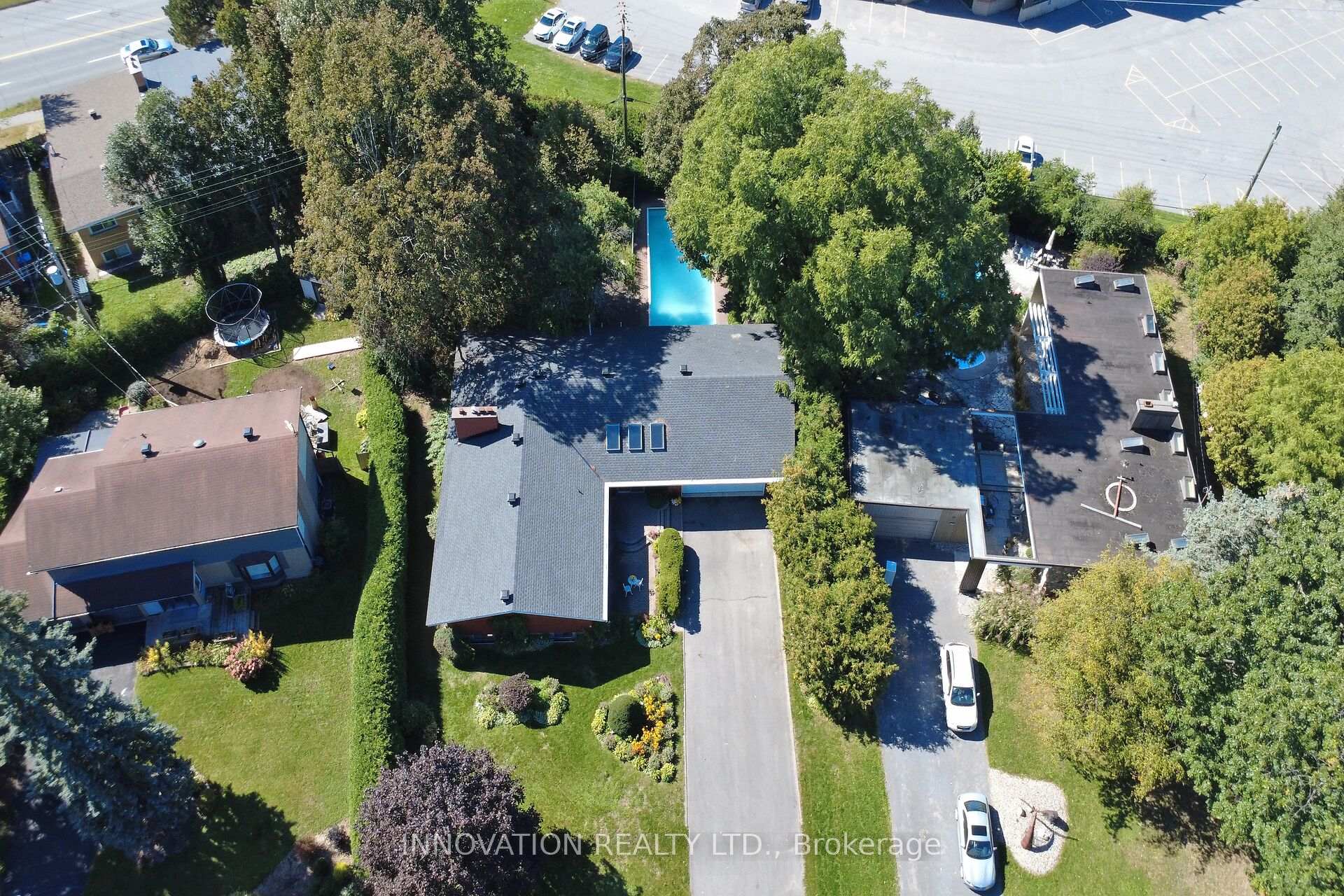 Photo 46 of 1136 Castle Hill Crescent, Ottawa, Copeland Park — HOMEH