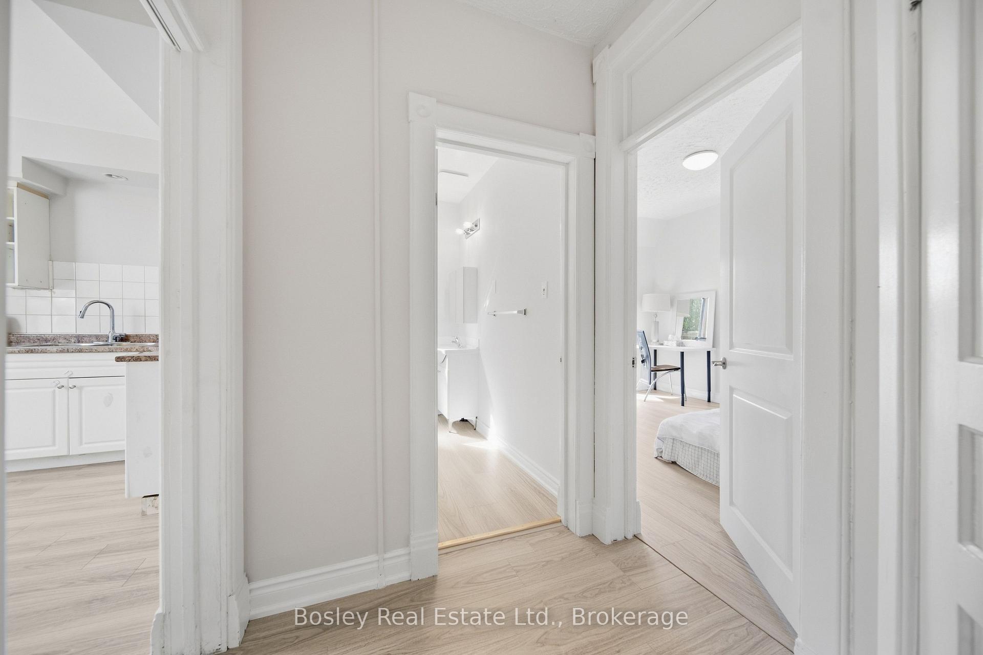 Photo 5 of Unit Unit 1, 63 St George Street, Kitchener, Cedar Hill — HOMEH