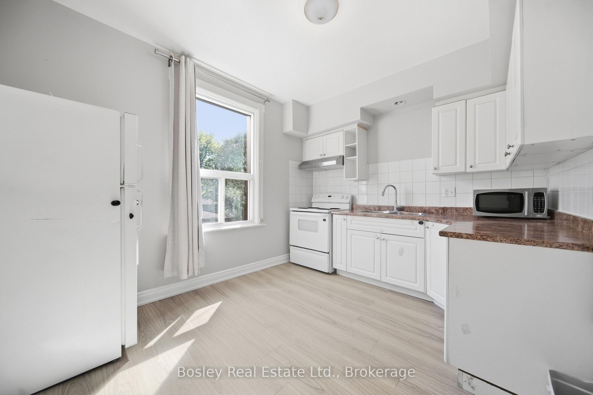 Photo 6 of Unit Unit 1, 63 St George Street, Kitchener, Cedar Hill — HOMEH