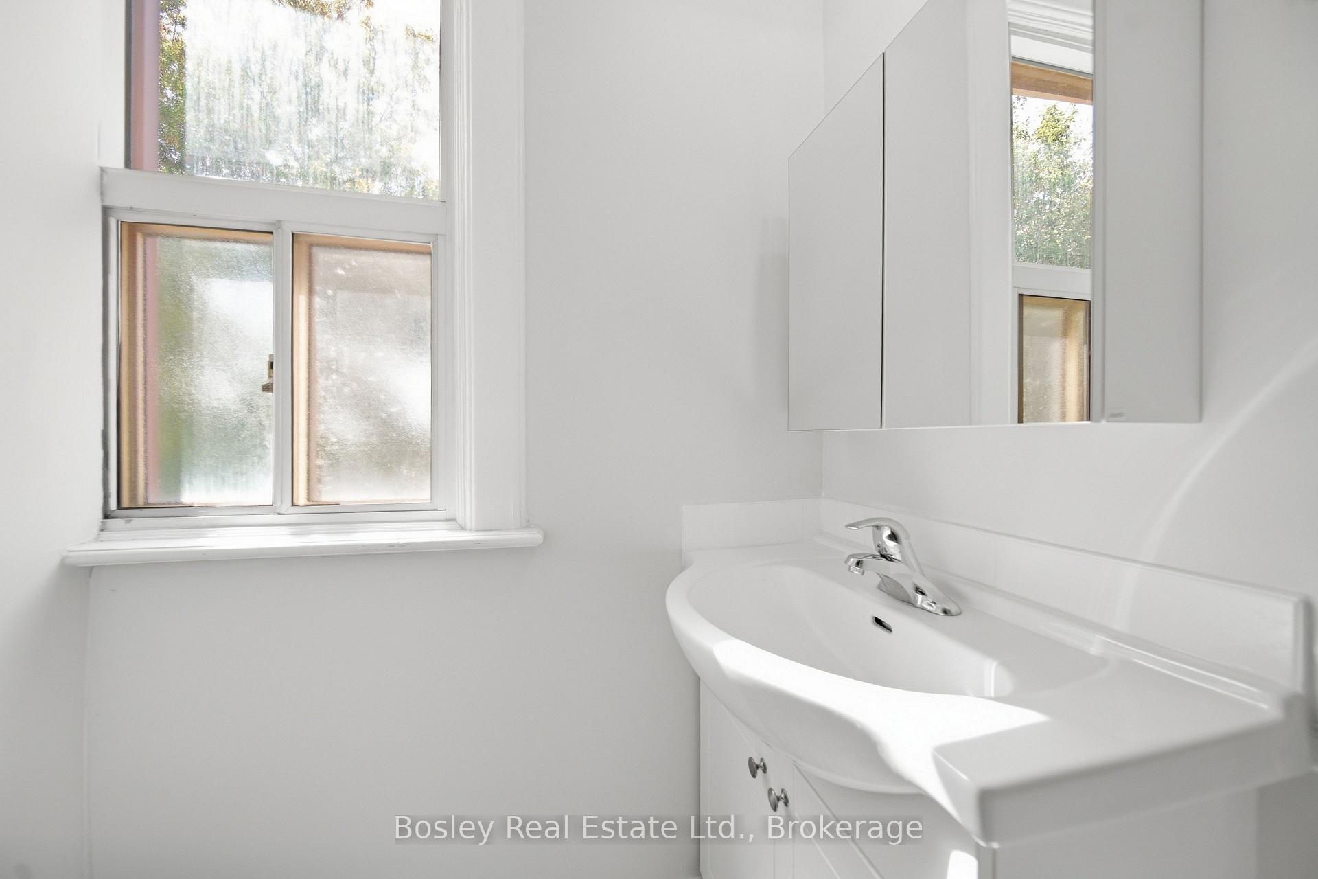Photo 12 of Unit Unit 1, 63 St George Street, Kitchener, Cedar Hill — HOMEH