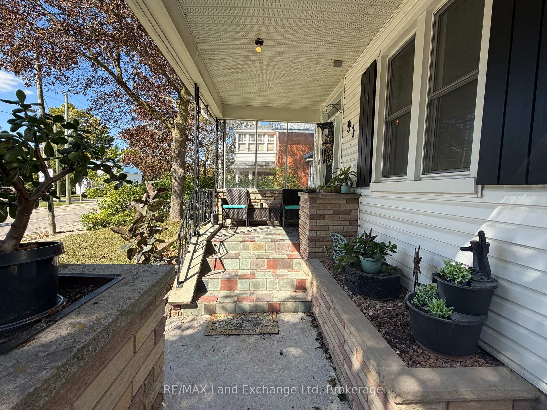 Photo 35 of 91 Patrick Street W, North Huron, Wingham — HOMEH