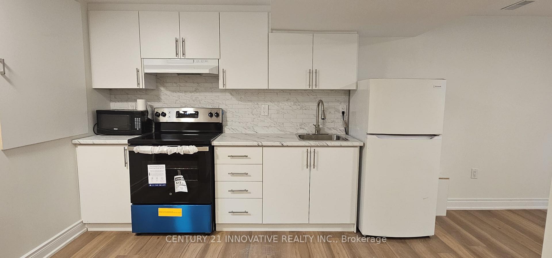 Photo 7 of 2 Blackburn Crescent, Ajax, Central — HOMEH