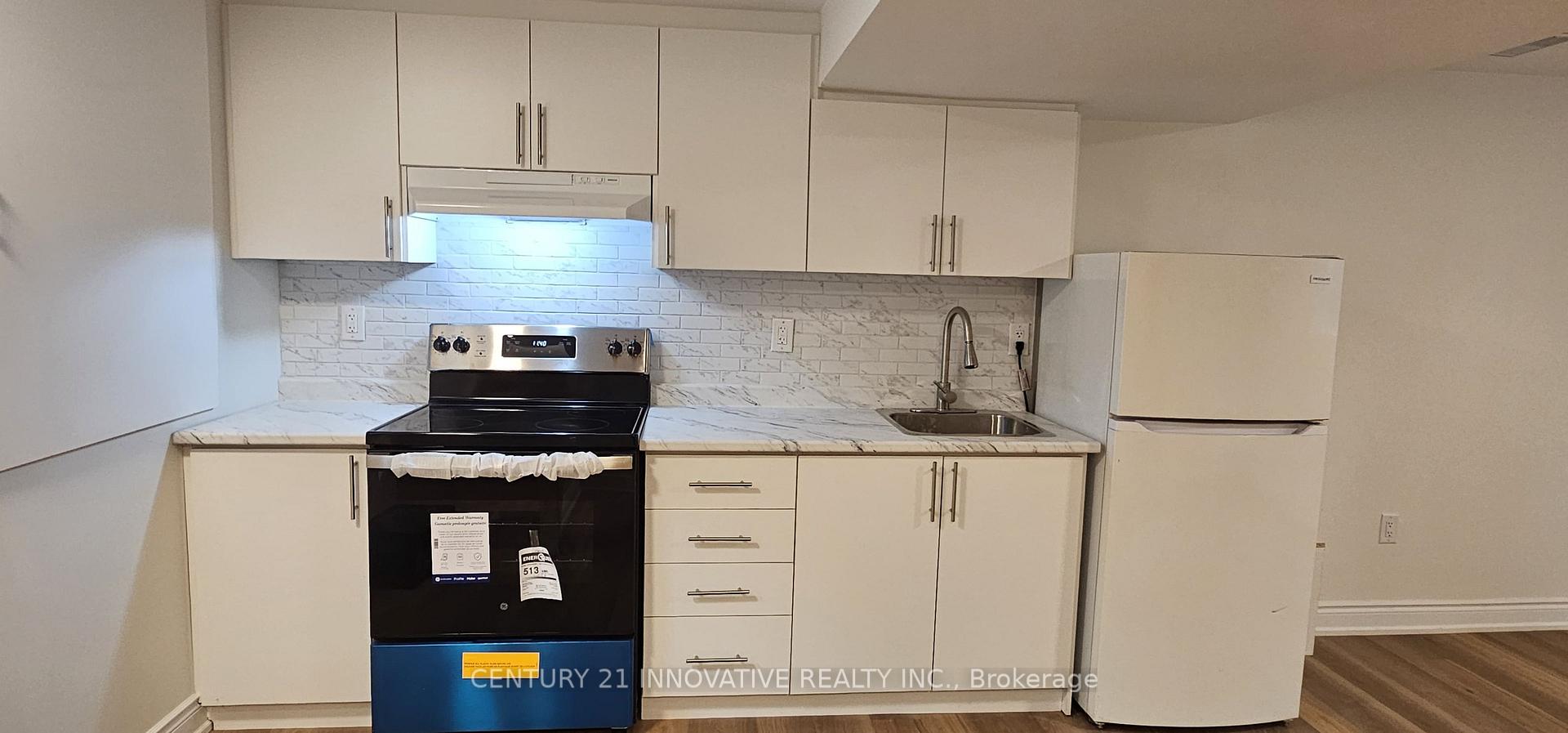 Photo 8 of 2 Blackburn Crescent, Ajax, Central — HOMEH