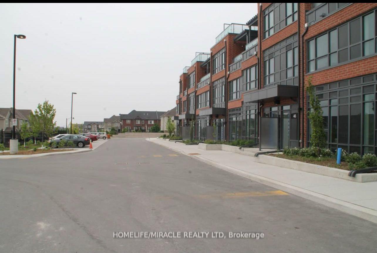 Photo 3 of Unit 48, 48 Alpine Symphony Path, Oshawa, Windfields — HOMEH