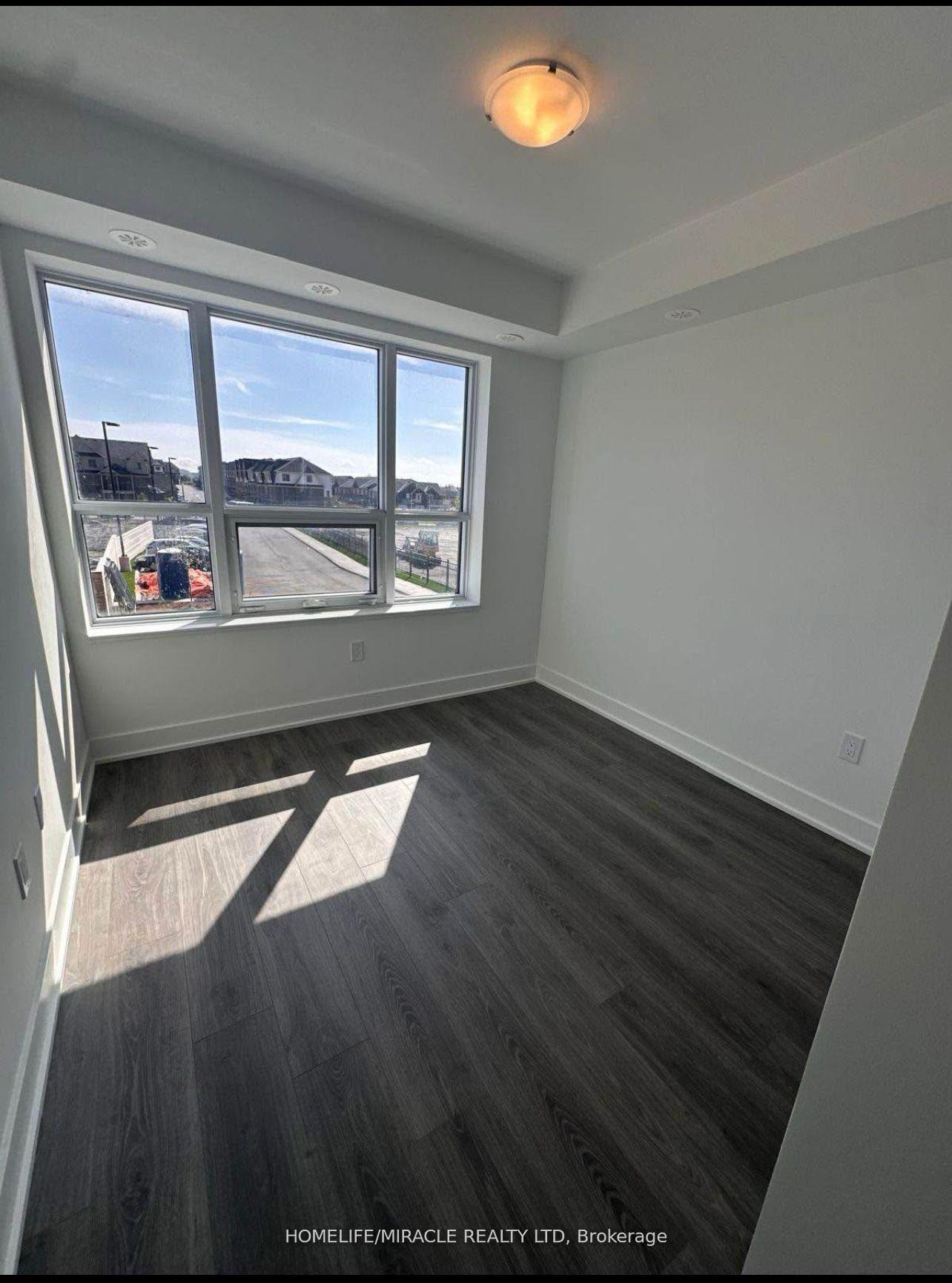 Photo 11 of Unit 48, 48 Alpine Symphony Path, Oshawa, Windfields — HOMEH