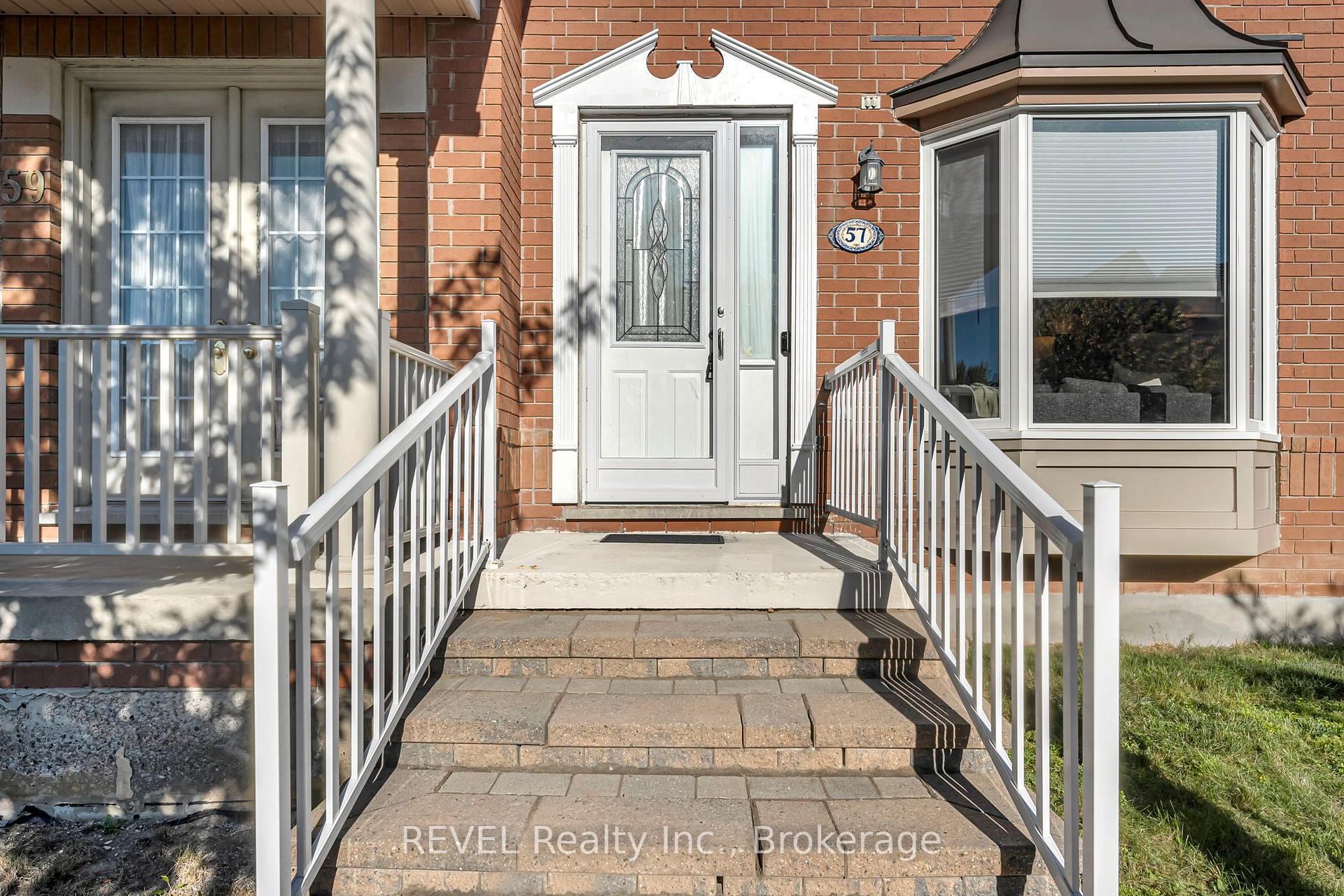 Photo 2 of 57 Gowland Road, Markham, Cornell — HOMEH