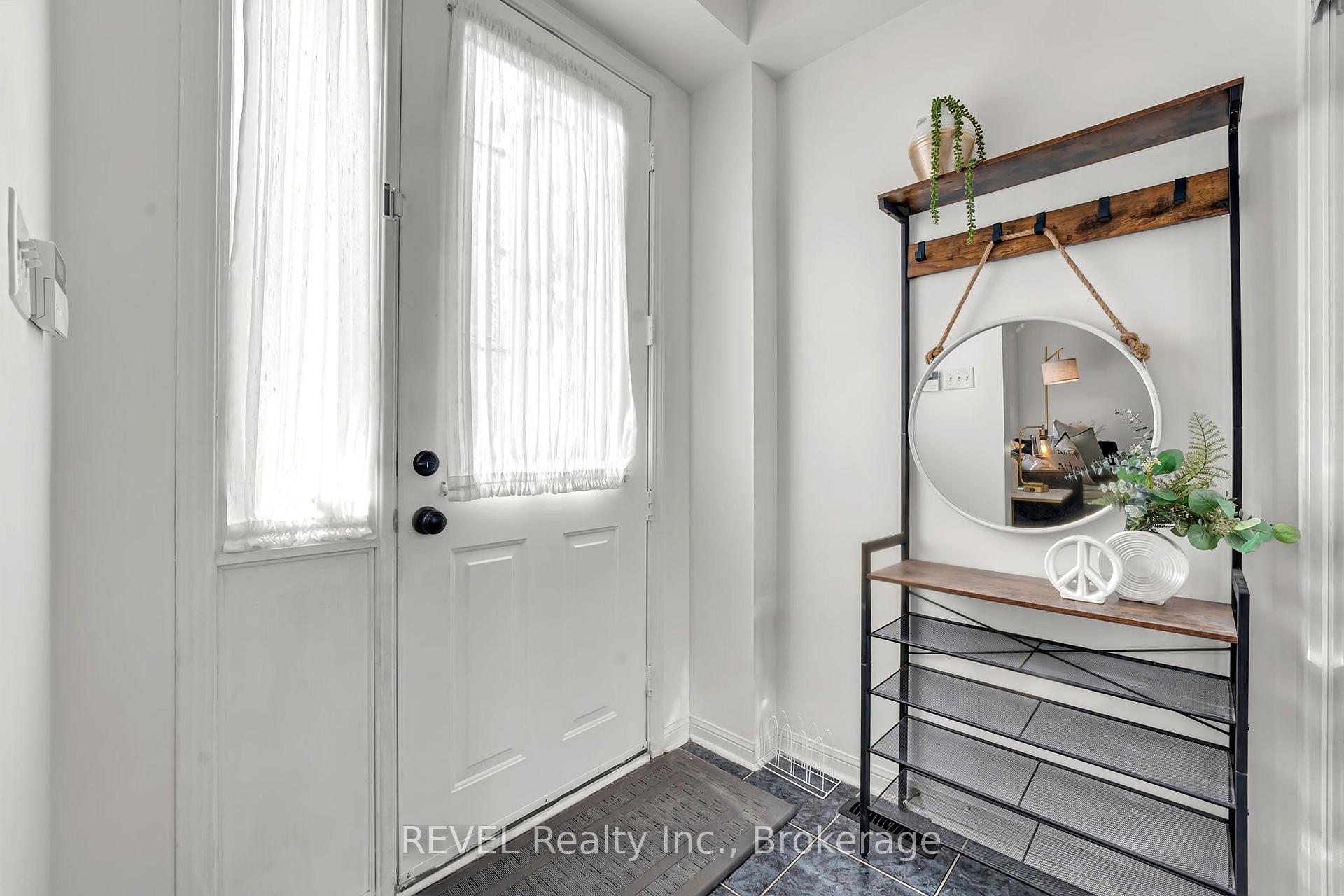 Photo 4 of 57 Gowland Road, Markham, Cornell — HOMEH
