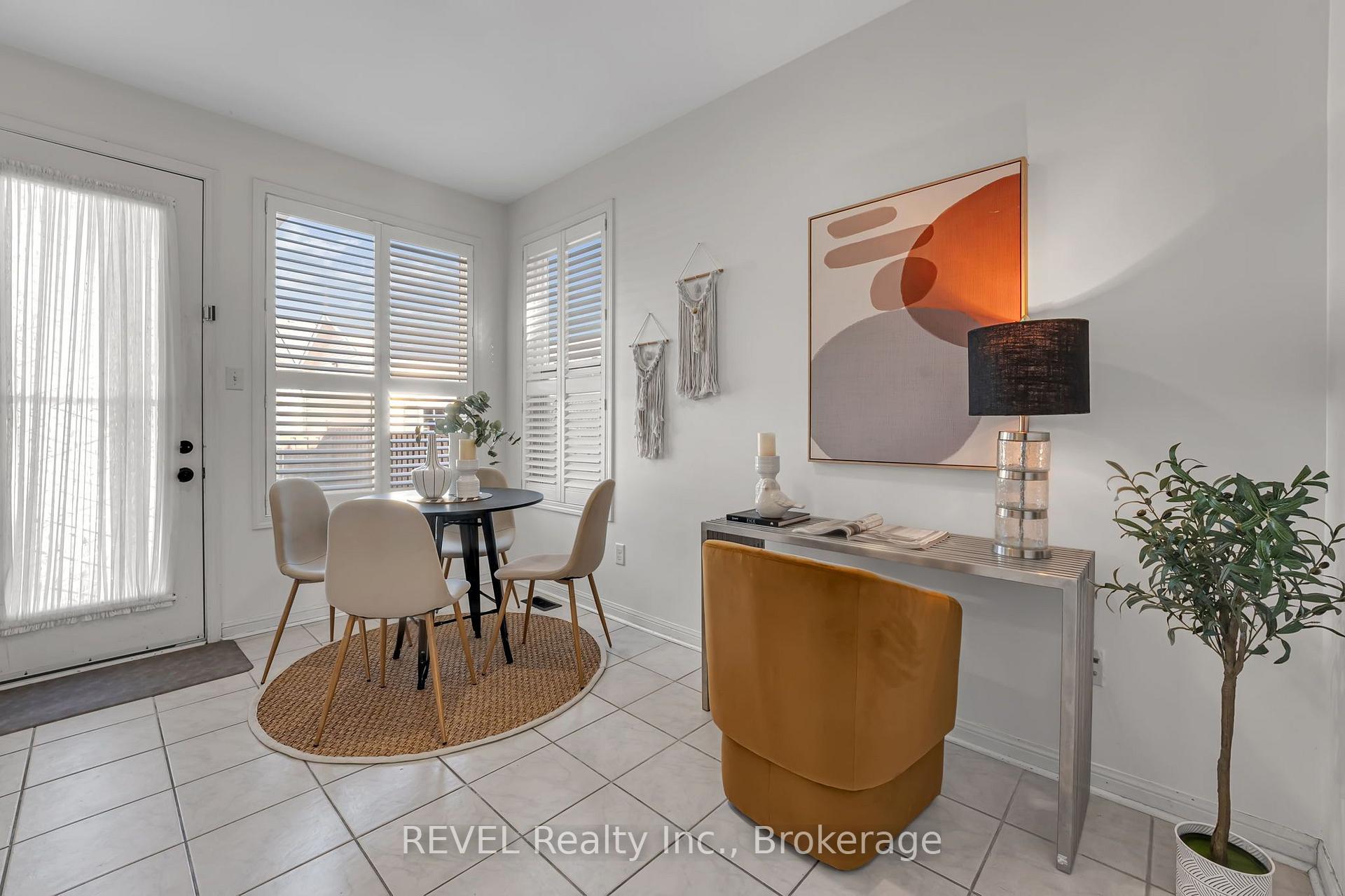 Photo 8 of 57 Gowland Road, Markham, Cornell — HOMEH
