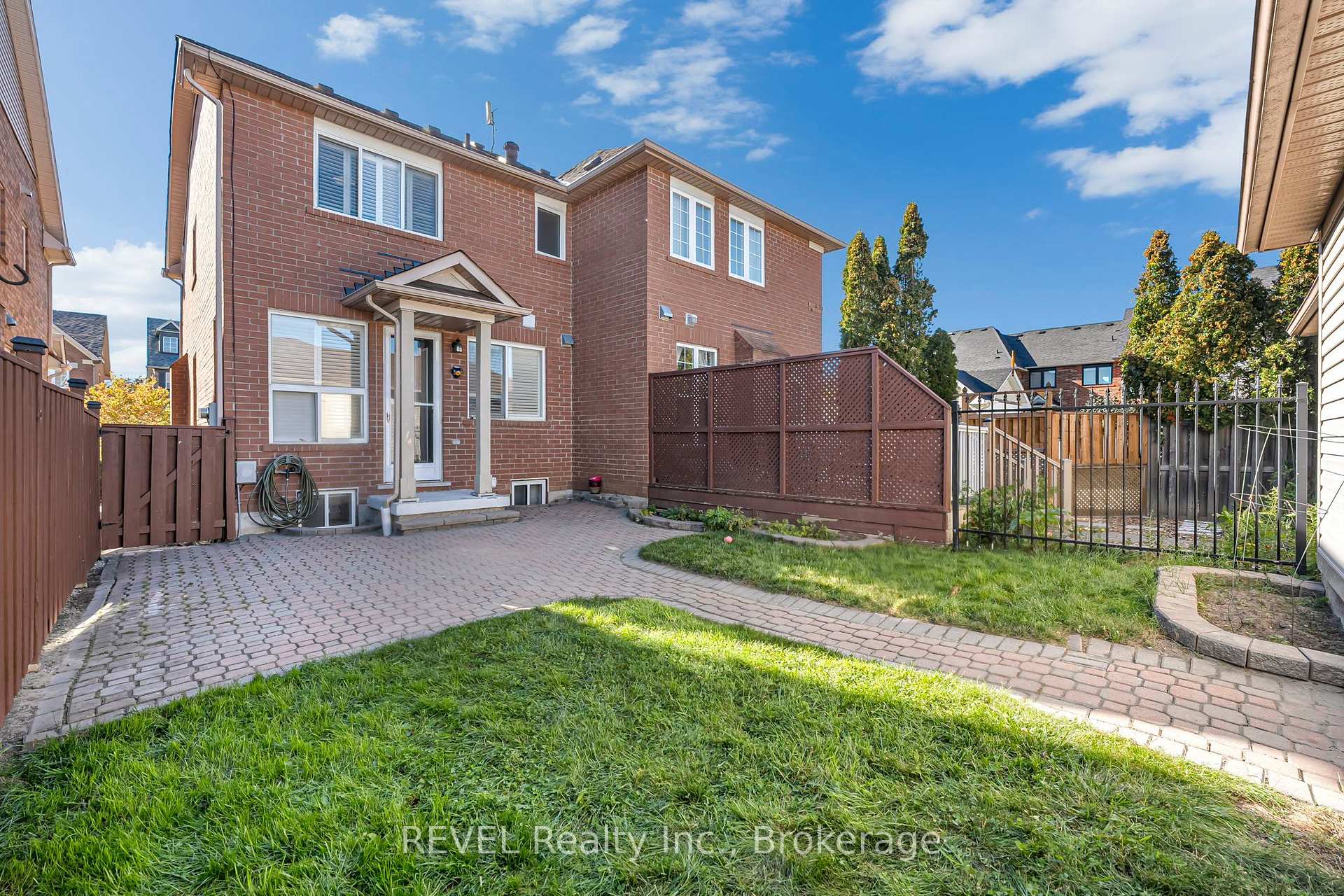 Photo 14 of 57 Gowland Road, Markham, Cornell — HOMEH
