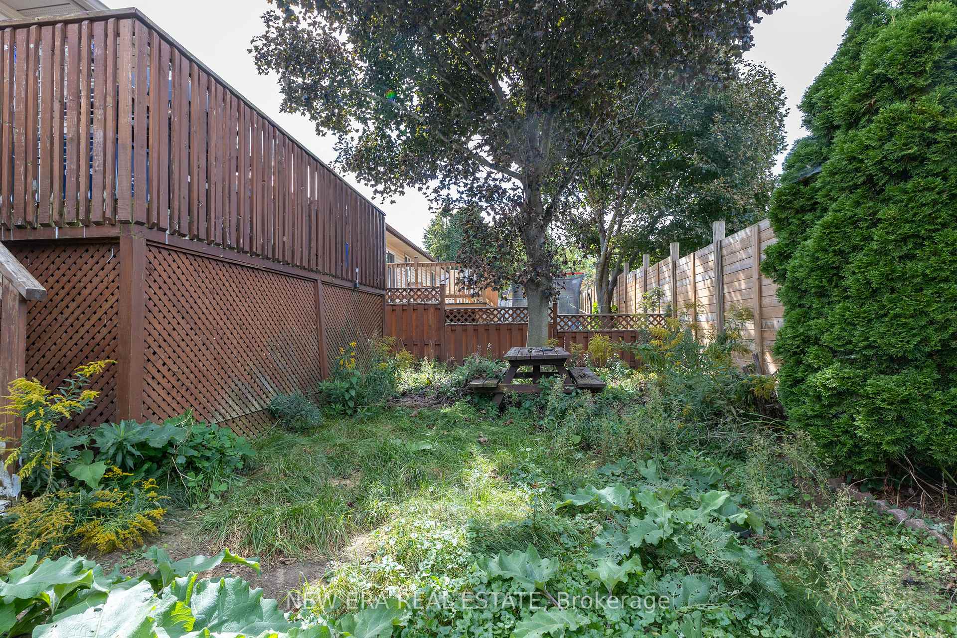 Photo 9 of 120 Union Street S, Cambridge, Preston South — HOMEH