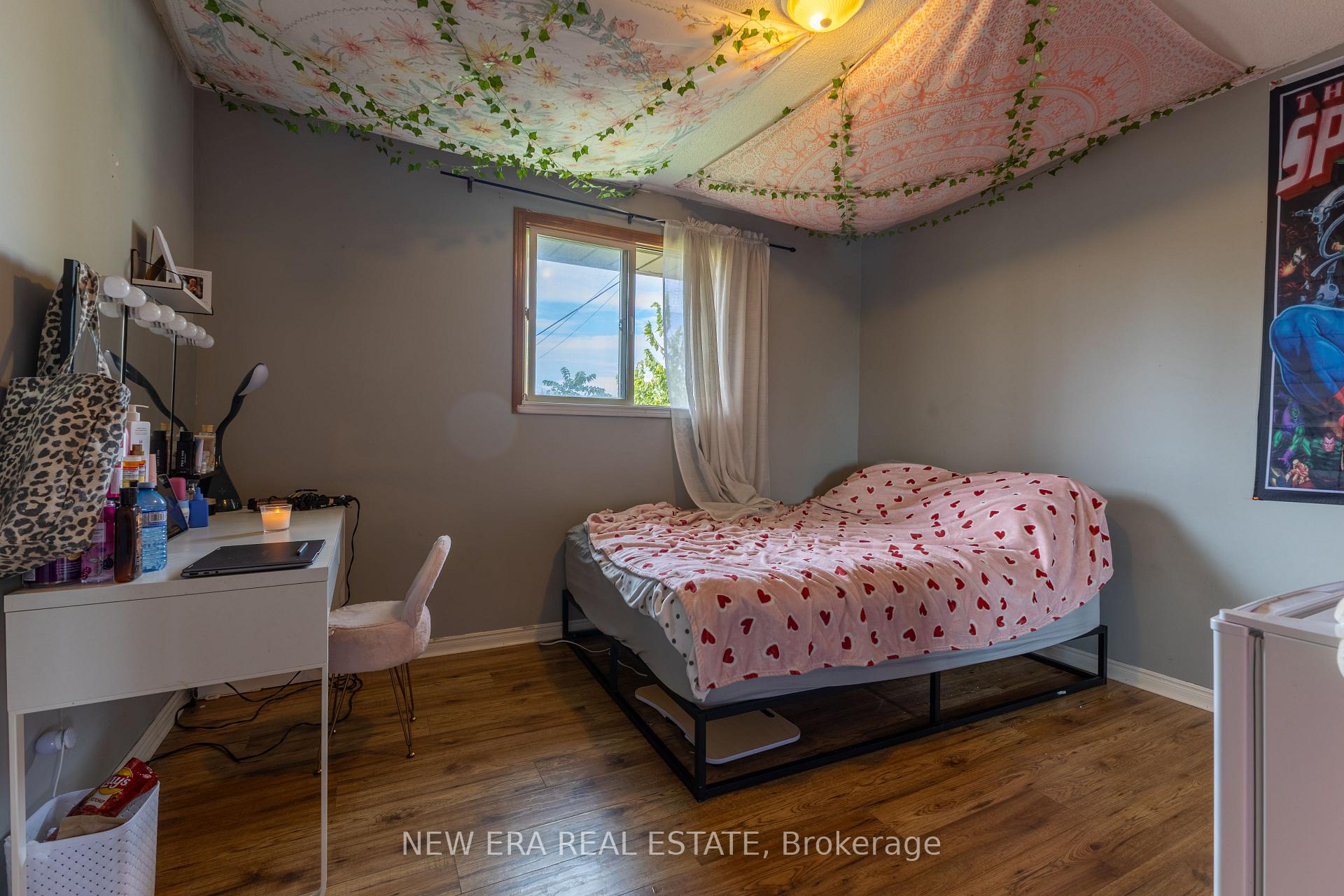 Photo 15 of 120 Union Street S, Cambridge, Preston South — HOMEH