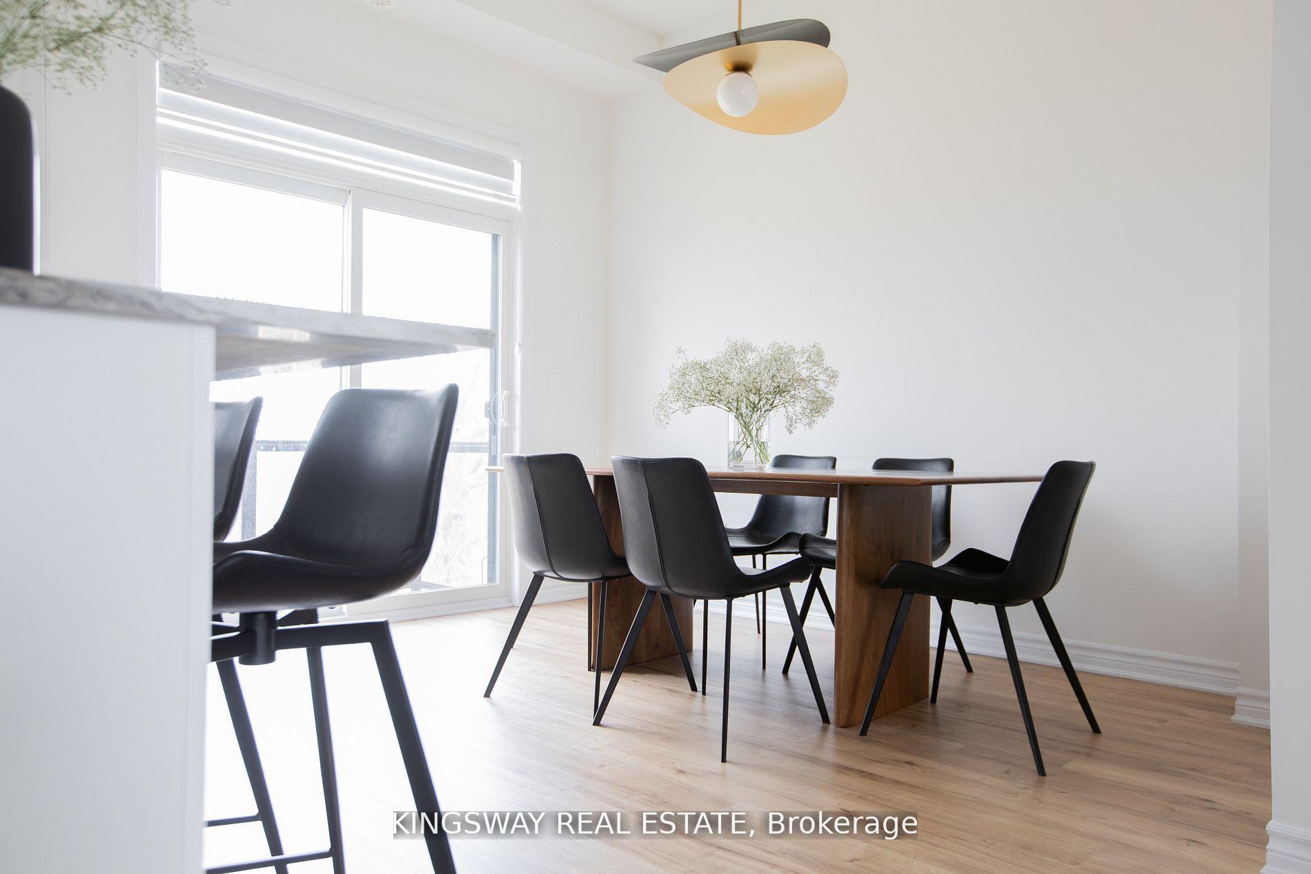 Photo 10 of 27 Paradox Street, Vaughan, Elder Mills — HOMEH