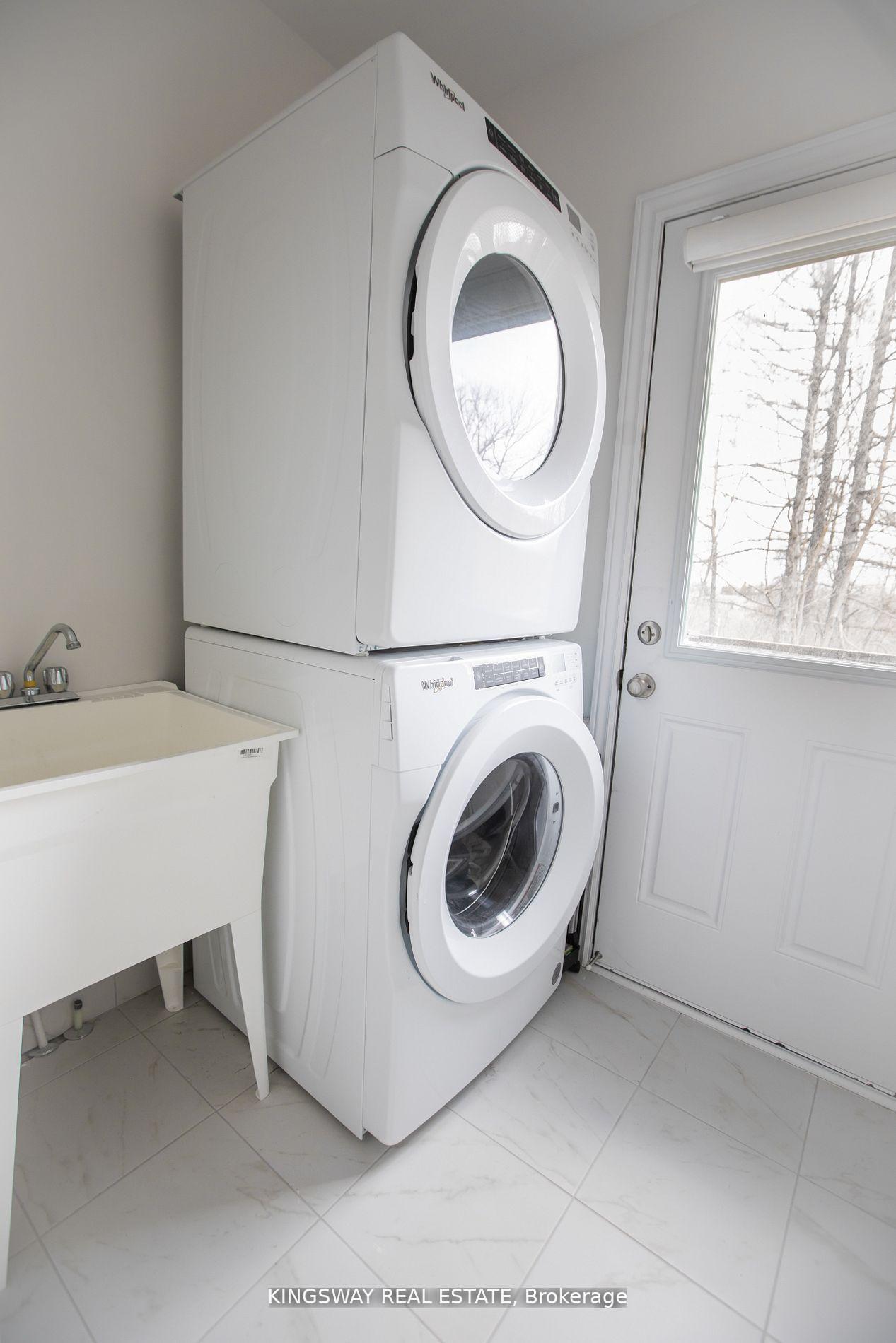 Photo 24 of 27 Paradox Street, Vaughan, Elder Mills — HOMEH