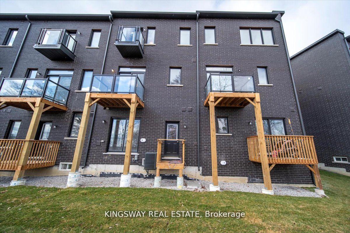 Photo 27 of 27 Paradox Street, Vaughan, Elder Mills — HOMEH
