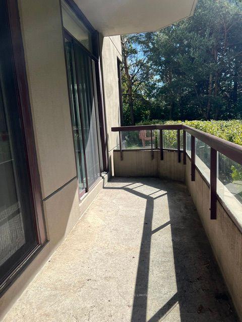 Photo 8 of Unit 103, 91 Townsgate Drive, Vaughan, Crestwood-Springfarm-Yorkhill — HOMEH