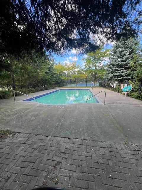 Photo 11 of Unit 103, 91 Townsgate Drive, Vaughan, Crestwood-Springfarm-Yorkhill — HOMEH