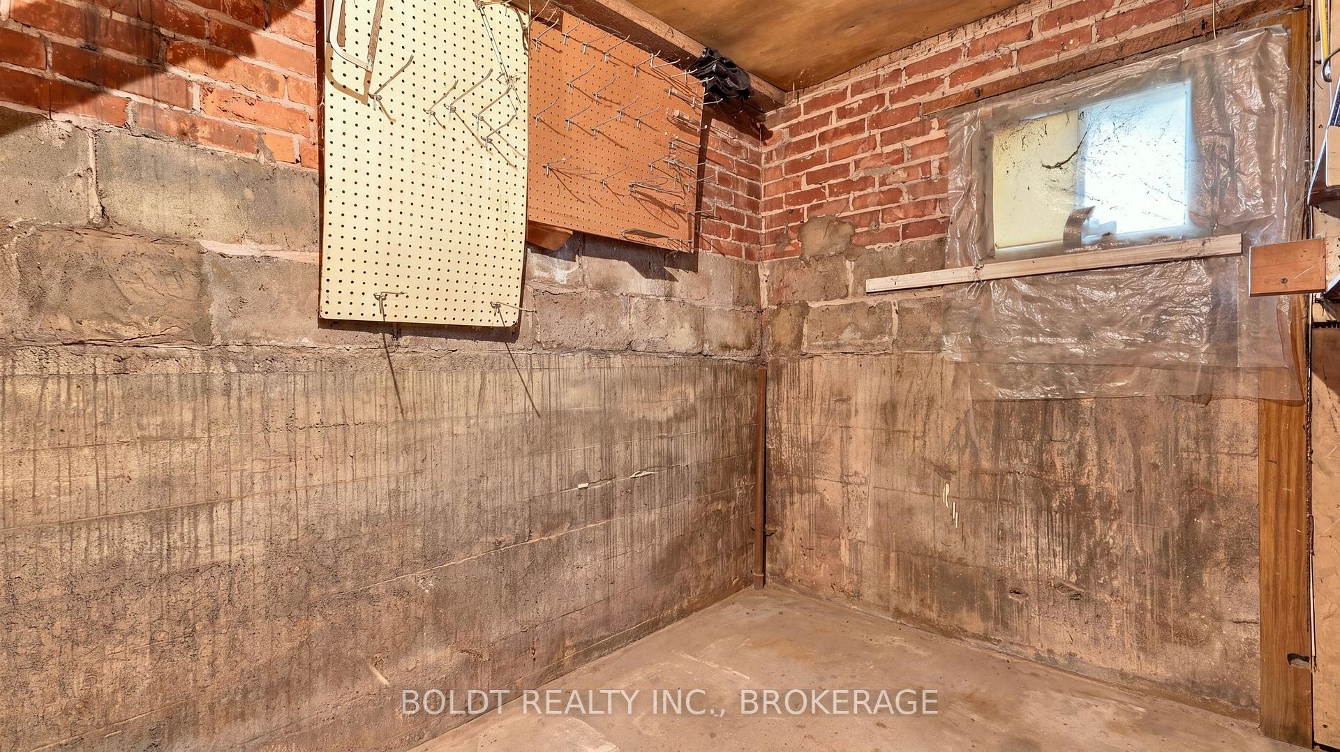 Photo 36 of 4497 Morrison Street, Niagara Falls, Downtown — HOMEH