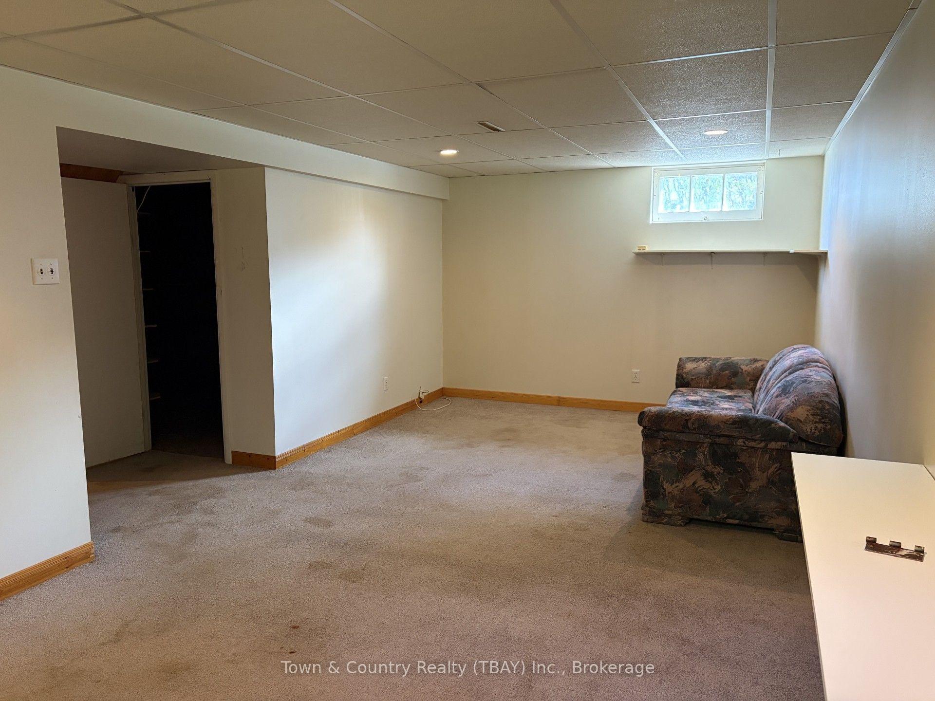 Photo 12 of 23 Gresley Court E, Thunder Bay, Current River — HOMEH