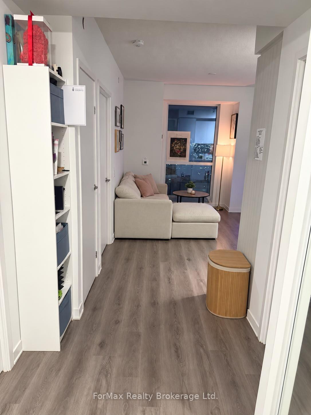 Photo 10 of Unit 2212, 225 Commerce Street, Vaughan, Vaughan Corporate Centre — HOMEH