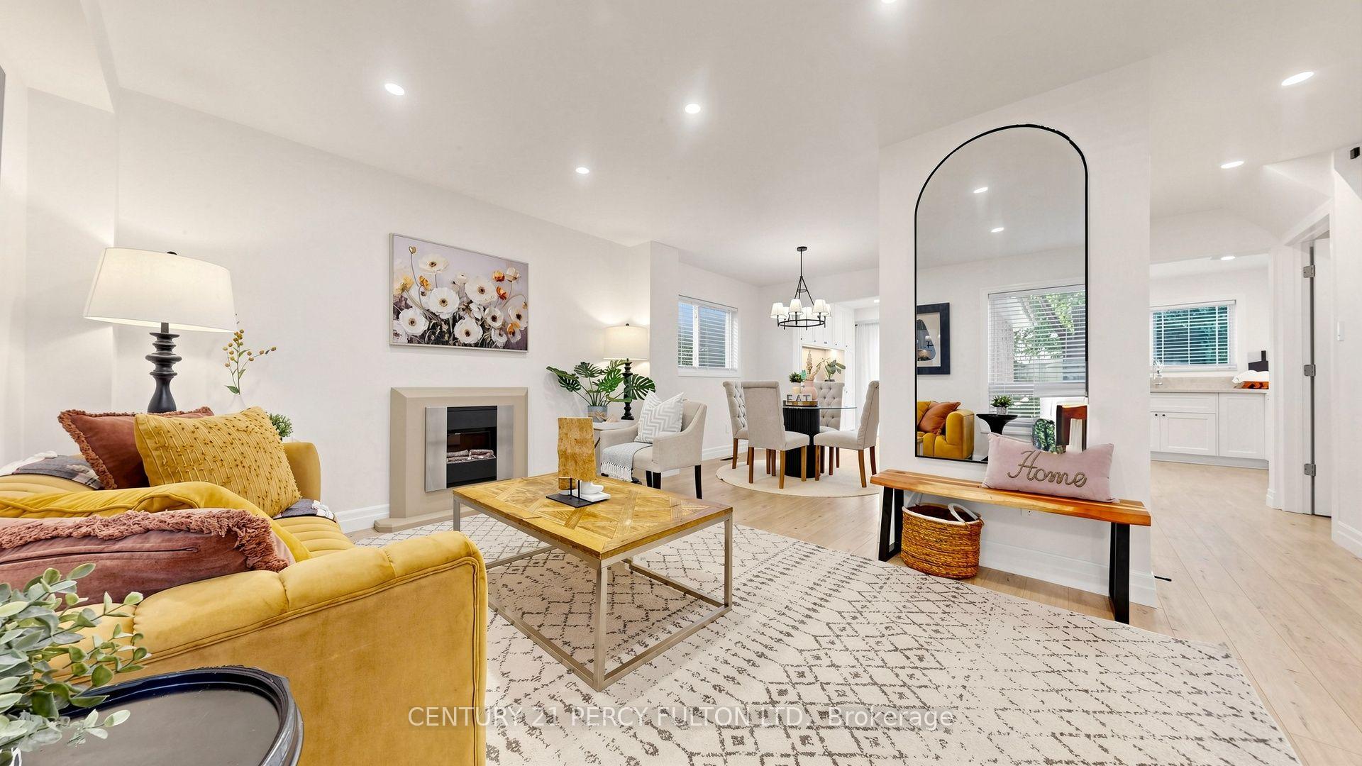 Photo 5 of 17 Harley Drive, Ajax, Central — HOMEH