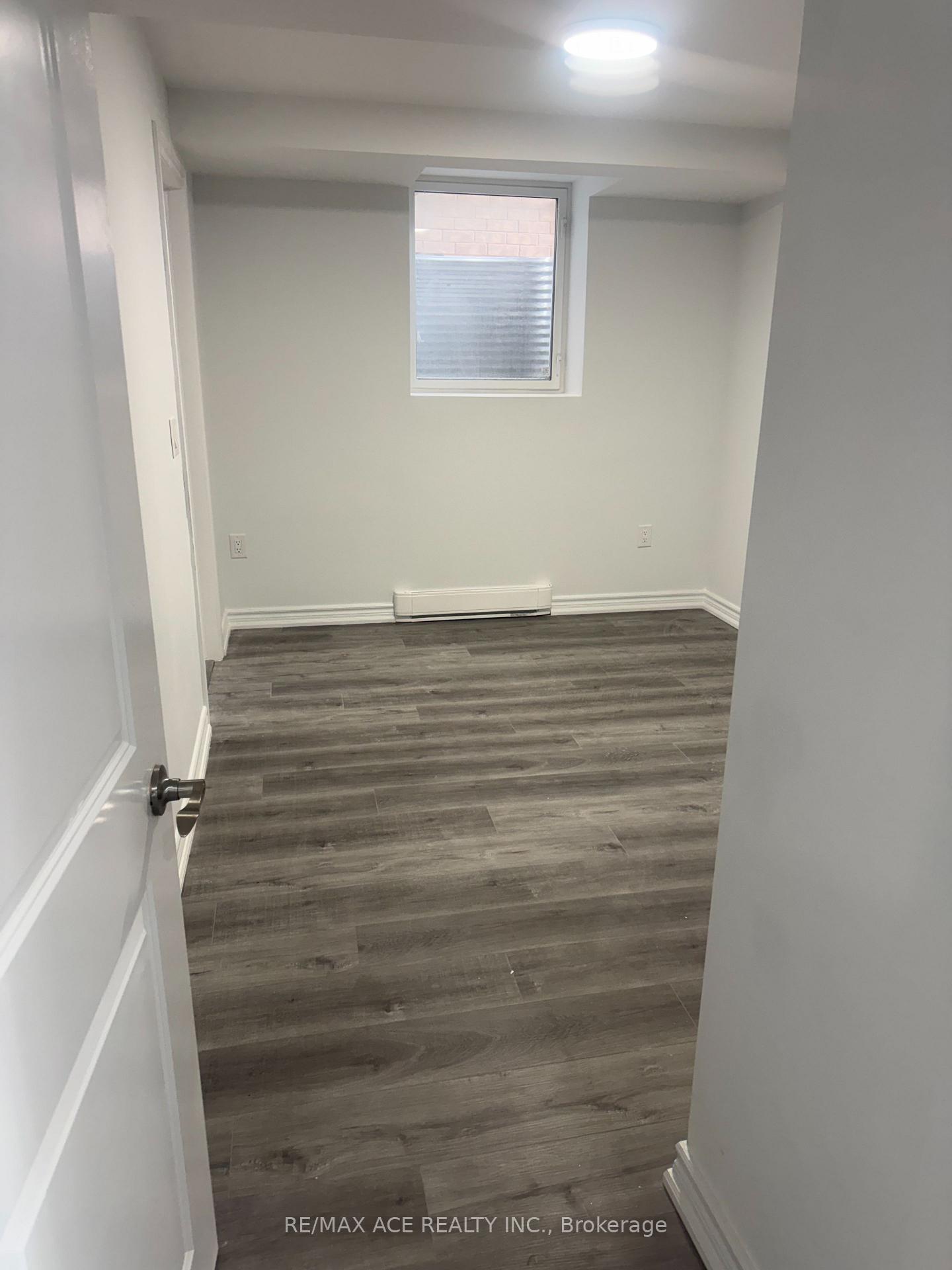 Photo 8 of Unit Bsmt, 2219 Beckman Crescent, Oshawa, Kedron — HOMEH