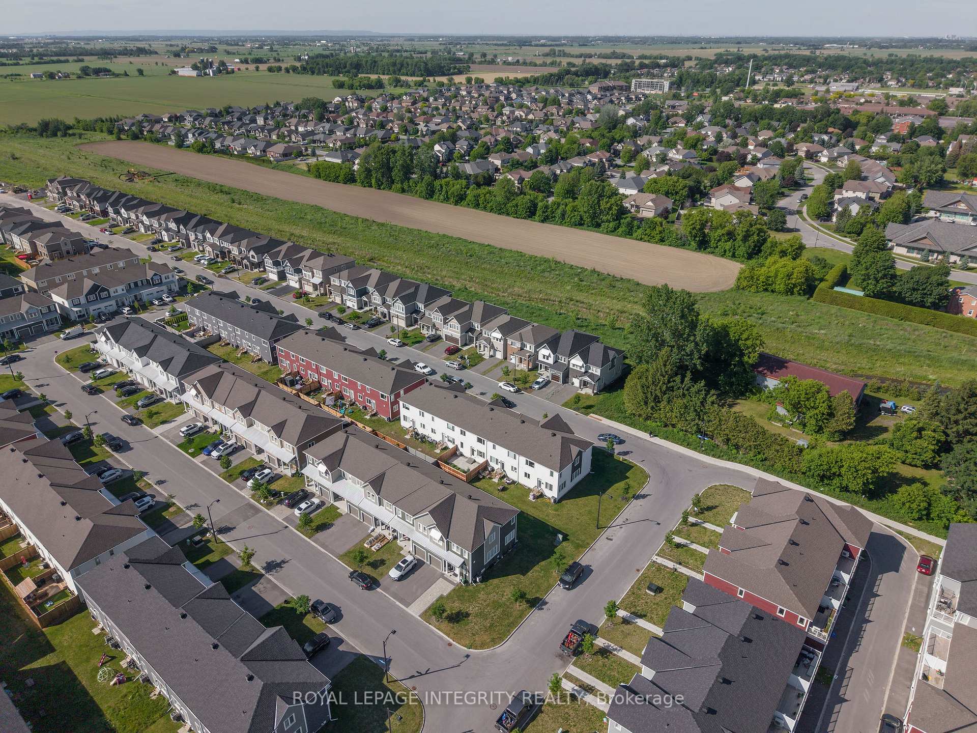 Photo 33 of 2005 Postilion Street, Ottawa, Btwn Franktown Rd. & Fallowfield Rd. — HOMEH
