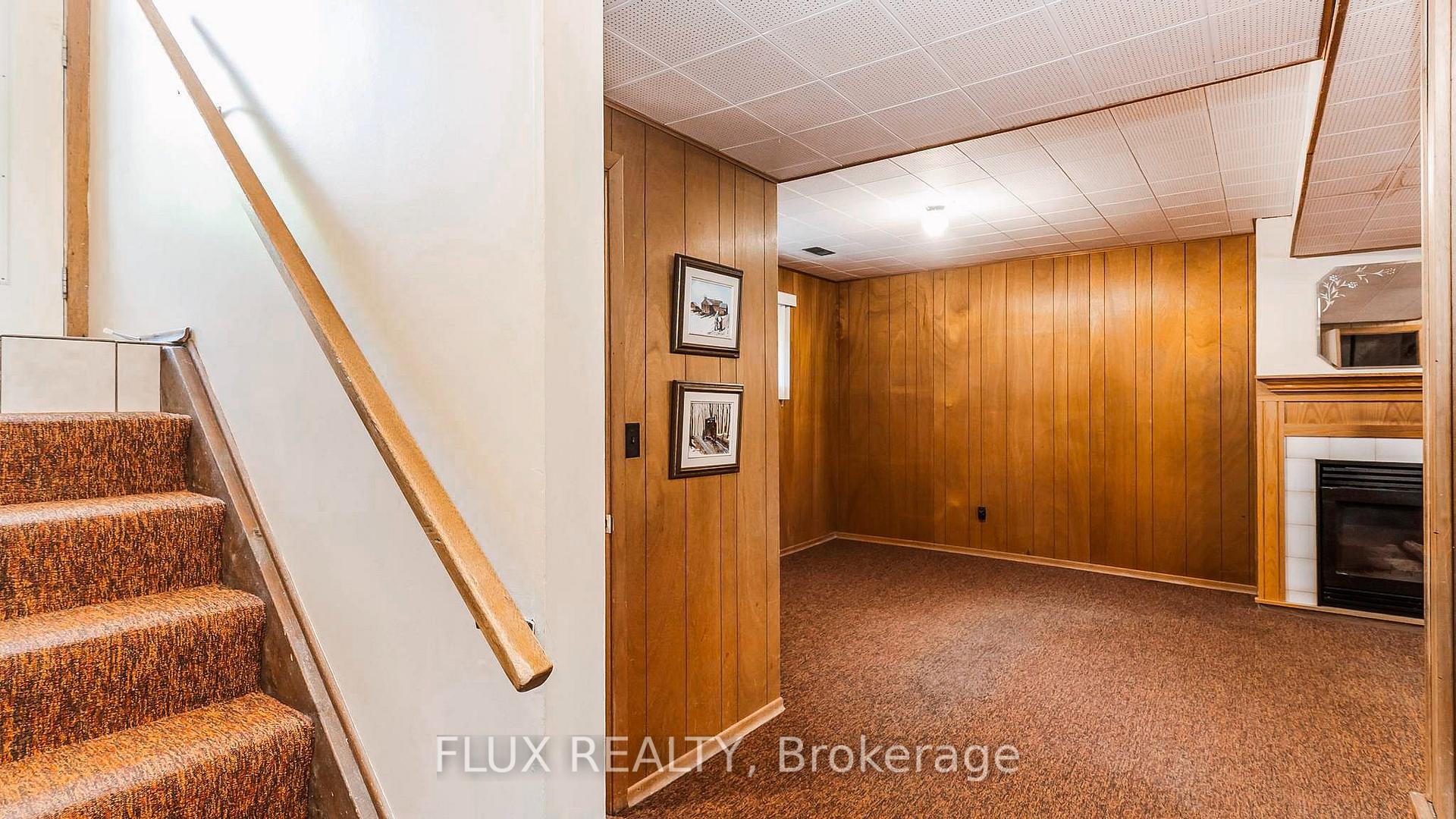 Photo 22 of 457 Three Valleys Crescent, London, South J — HOMEH