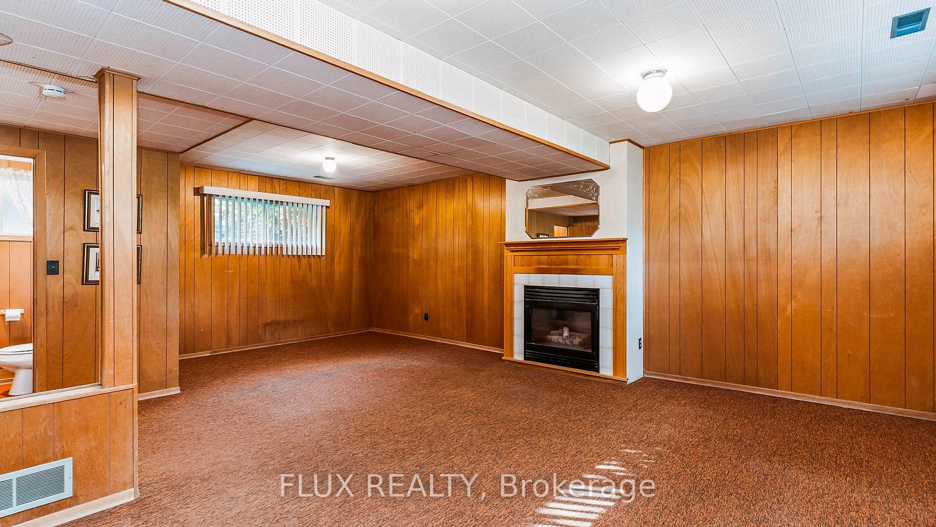 Photo 26 of 457 Three Valleys Crescent, London, South J — HOMEH