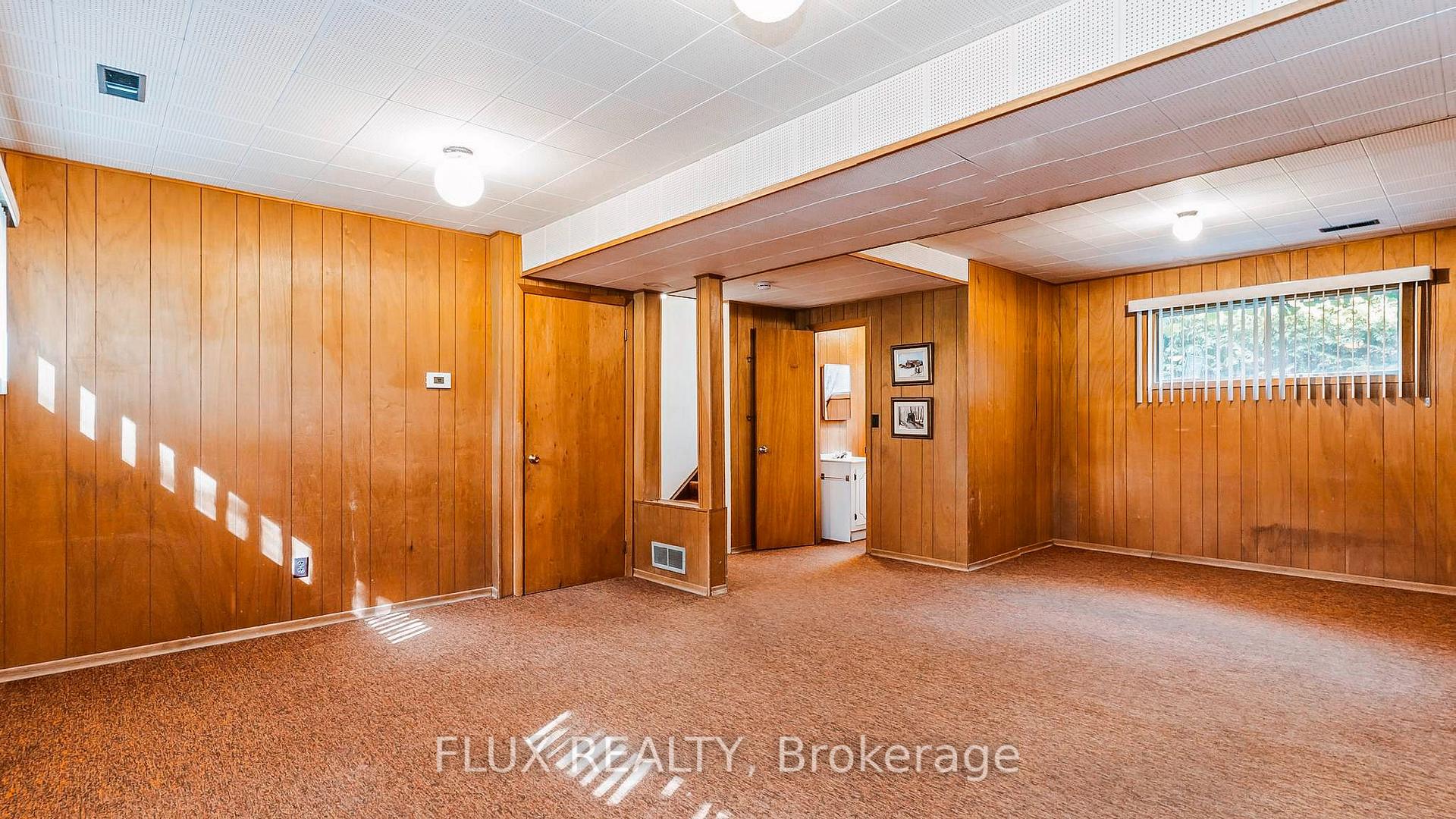 Photo 28 of 457 Three Valleys Crescent, London, South J — HOMEH