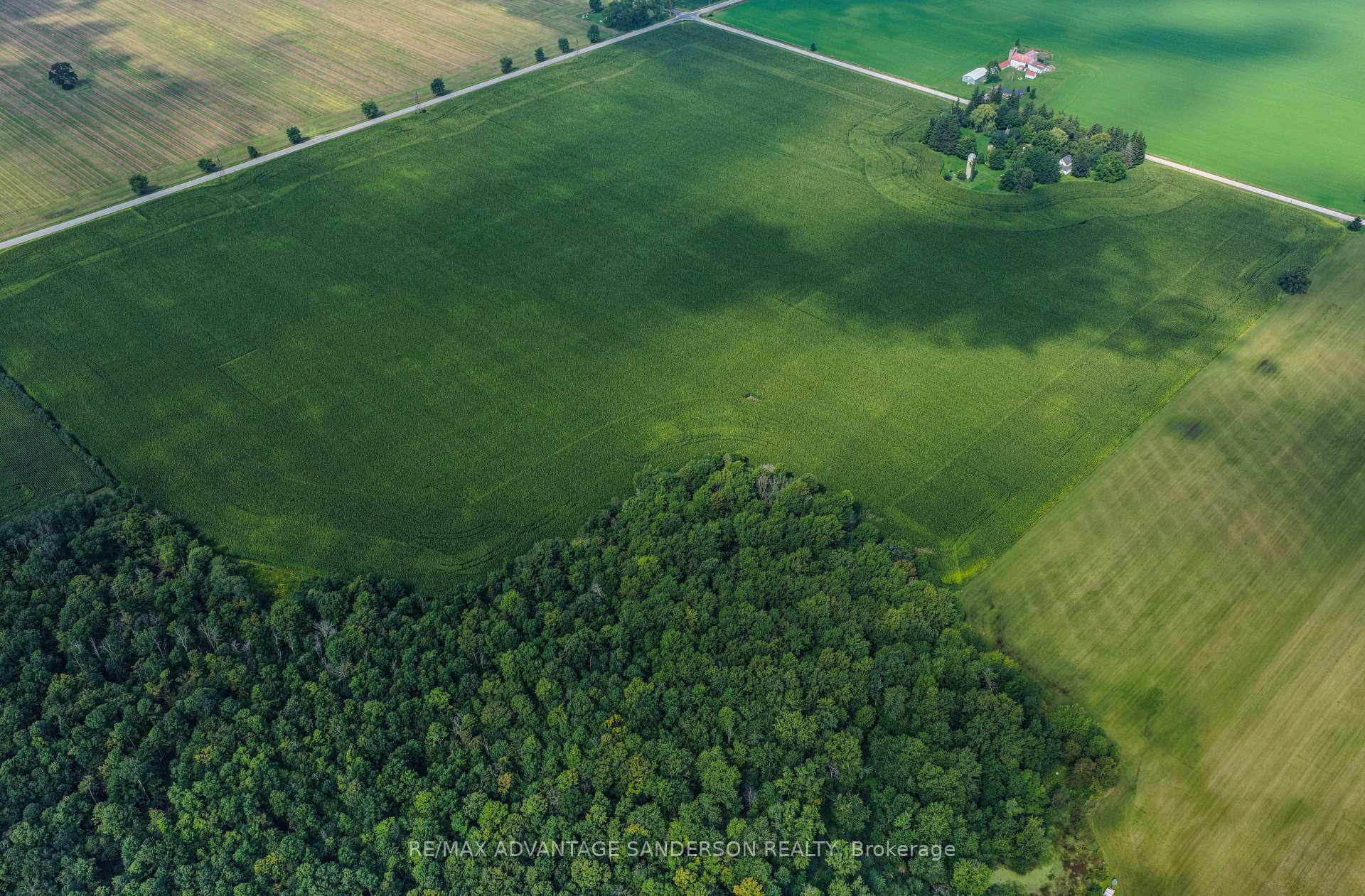 Photo 4 of 15845 Ilderton Road, Middlesex Centre, Rural Middlesex Centre — HOMEH