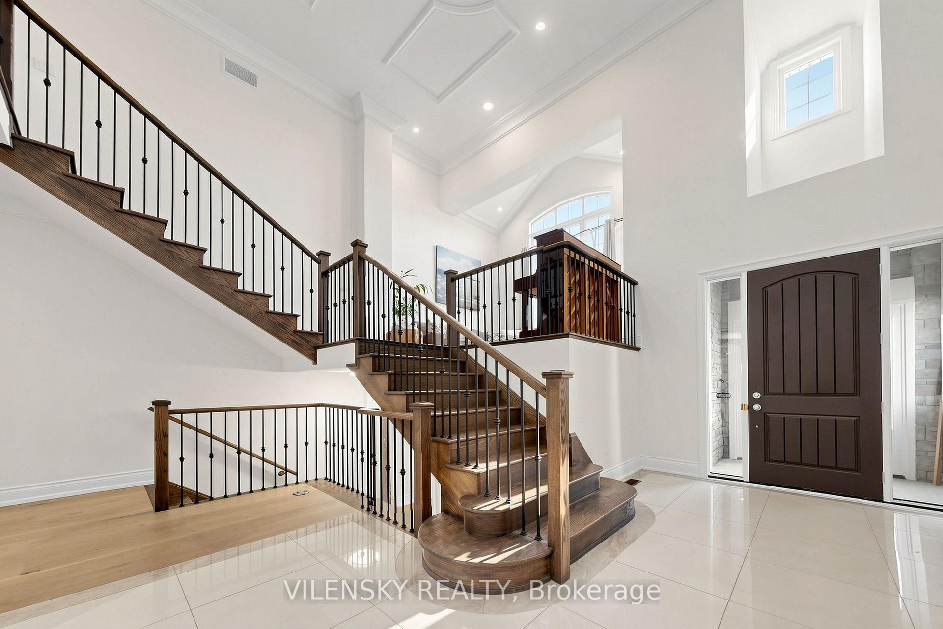 Photo 6 of 37 Scuffler Drive, Vaughan, Patterson — HOMEH