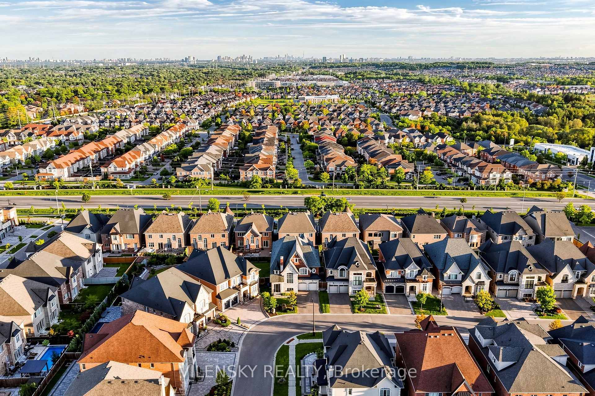 Photo 50 of 37 Scuffler Drive, Vaughan, Patterson — HOMEH