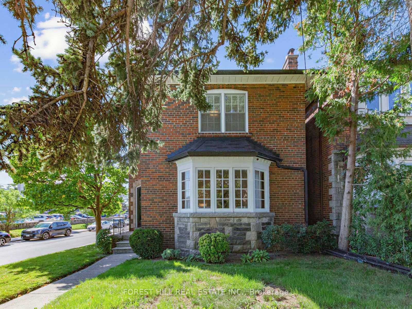 Photo 1 of 28 Castle Knock Road, Toronto, Lawrence Park South — HOMEH