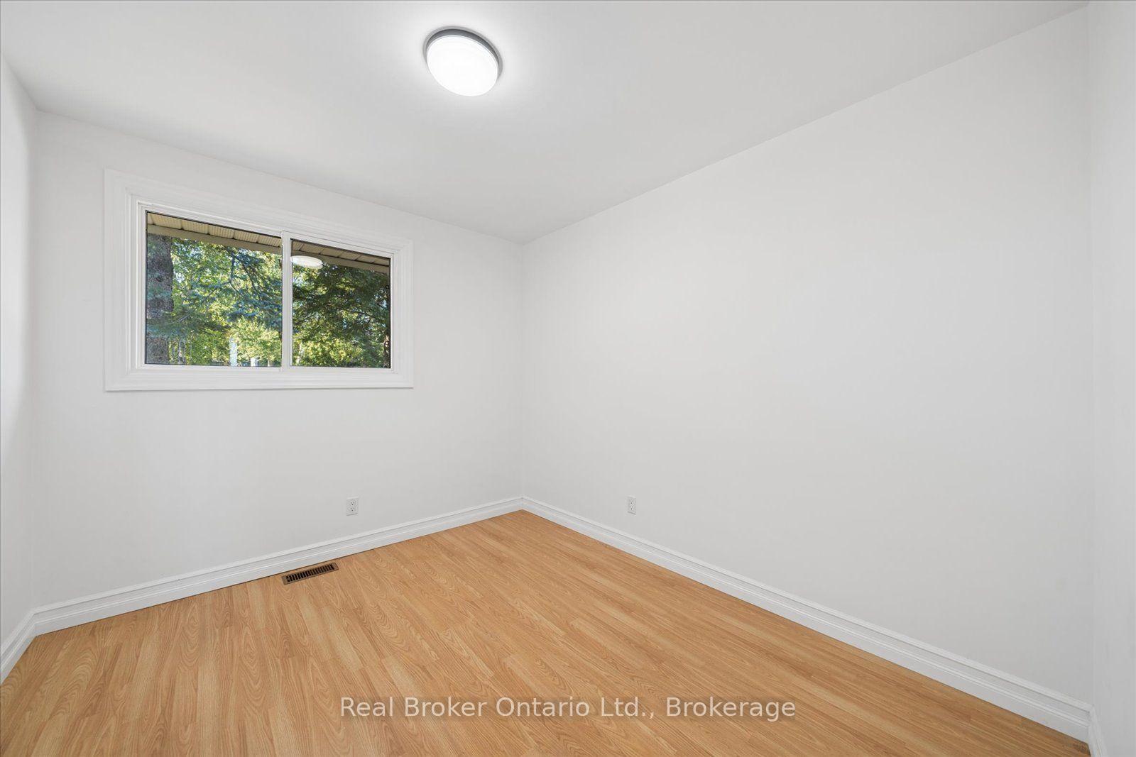 Photo 21 of 210 Patricia Crescent, Selwyn — HOMEH