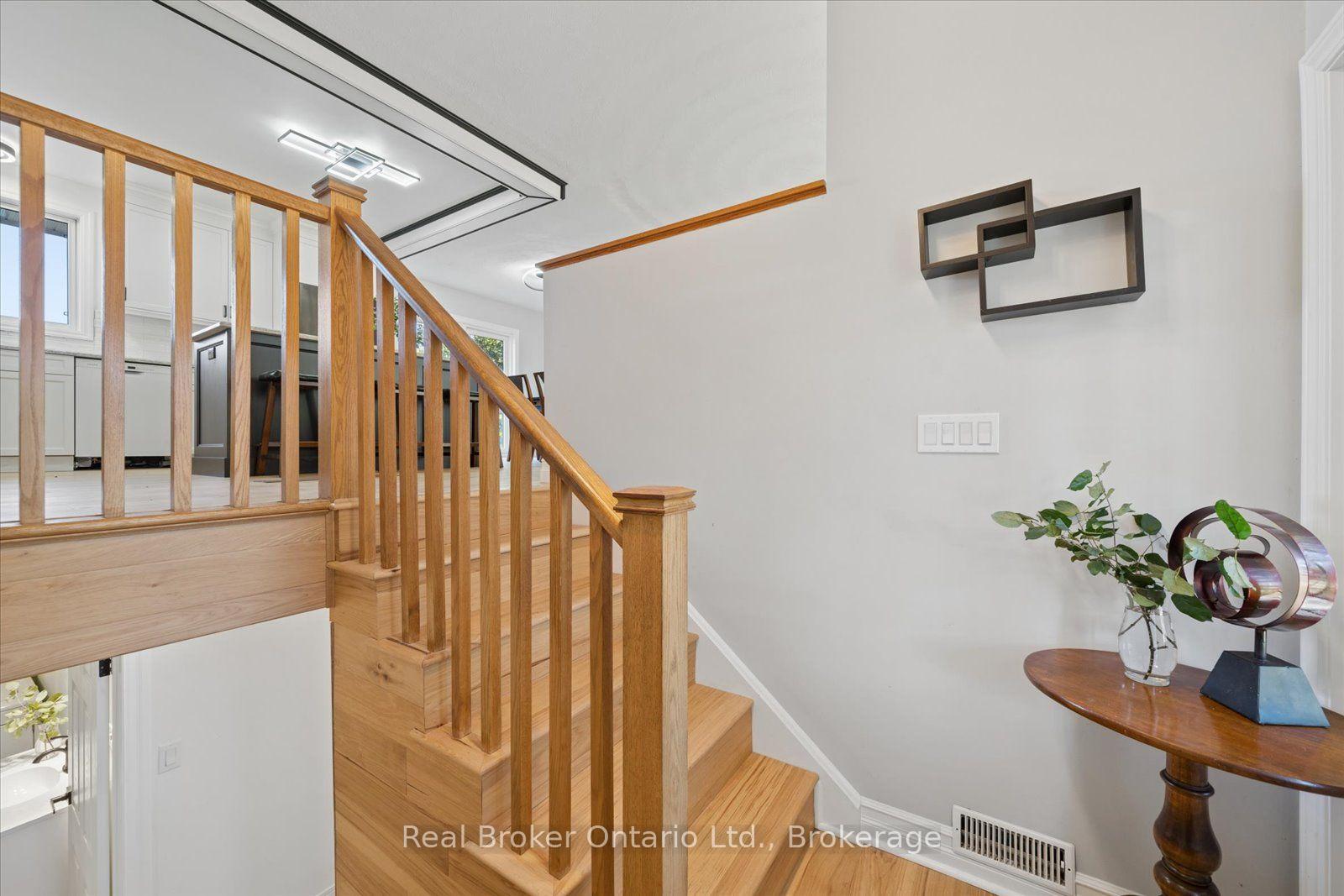 Photo 25 of 210 Patricia Crescent, Selwyn — HOMEH