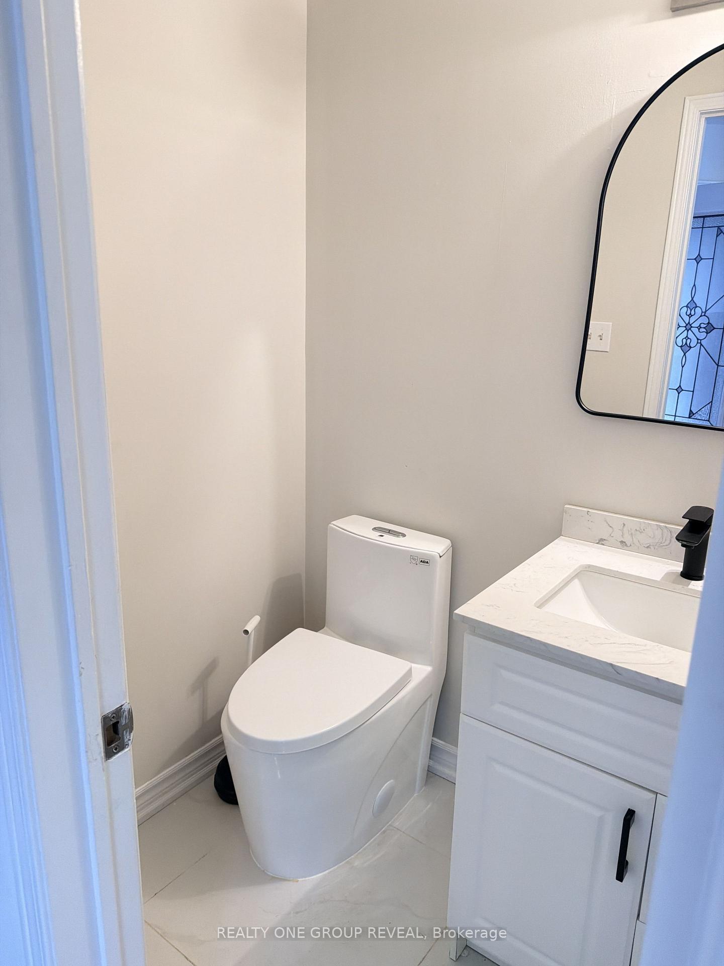 Photo 6 of 1027 Ridgemount Boulevard, Oshawa, Pinecrest — HOMEH