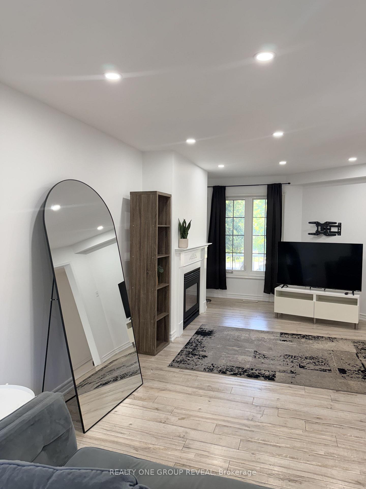 Photo 16 of 1027 Ridgemount Boulevard, Oshawa, Pinecrest — HOMEH
