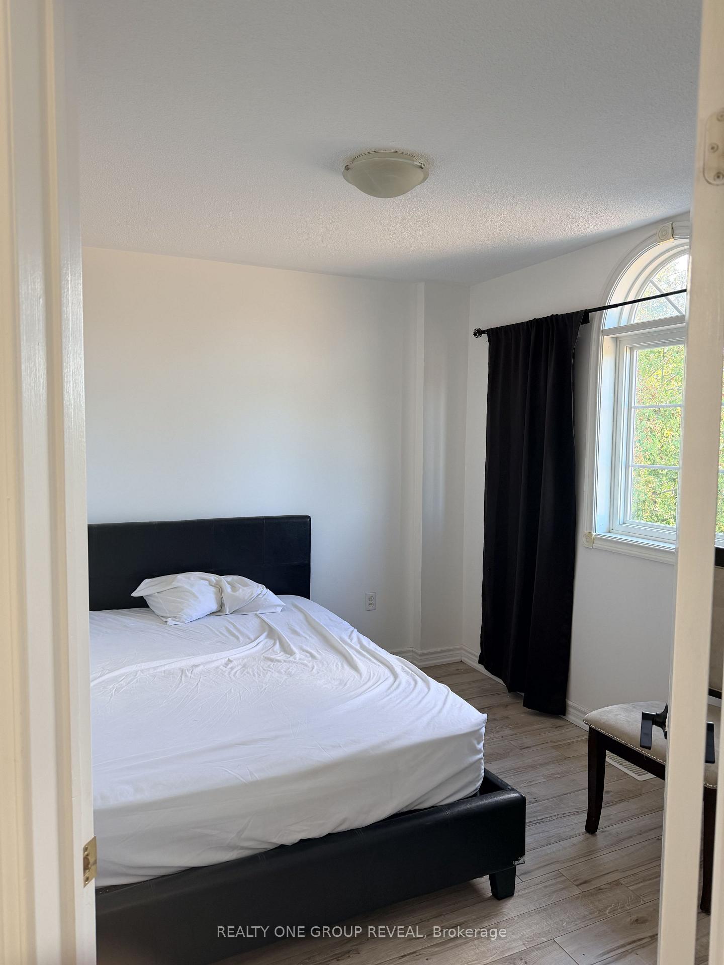 Photo 30 of 1027 Ridgemount Boulevard, Oshawa, Pinecrest — HOMEH