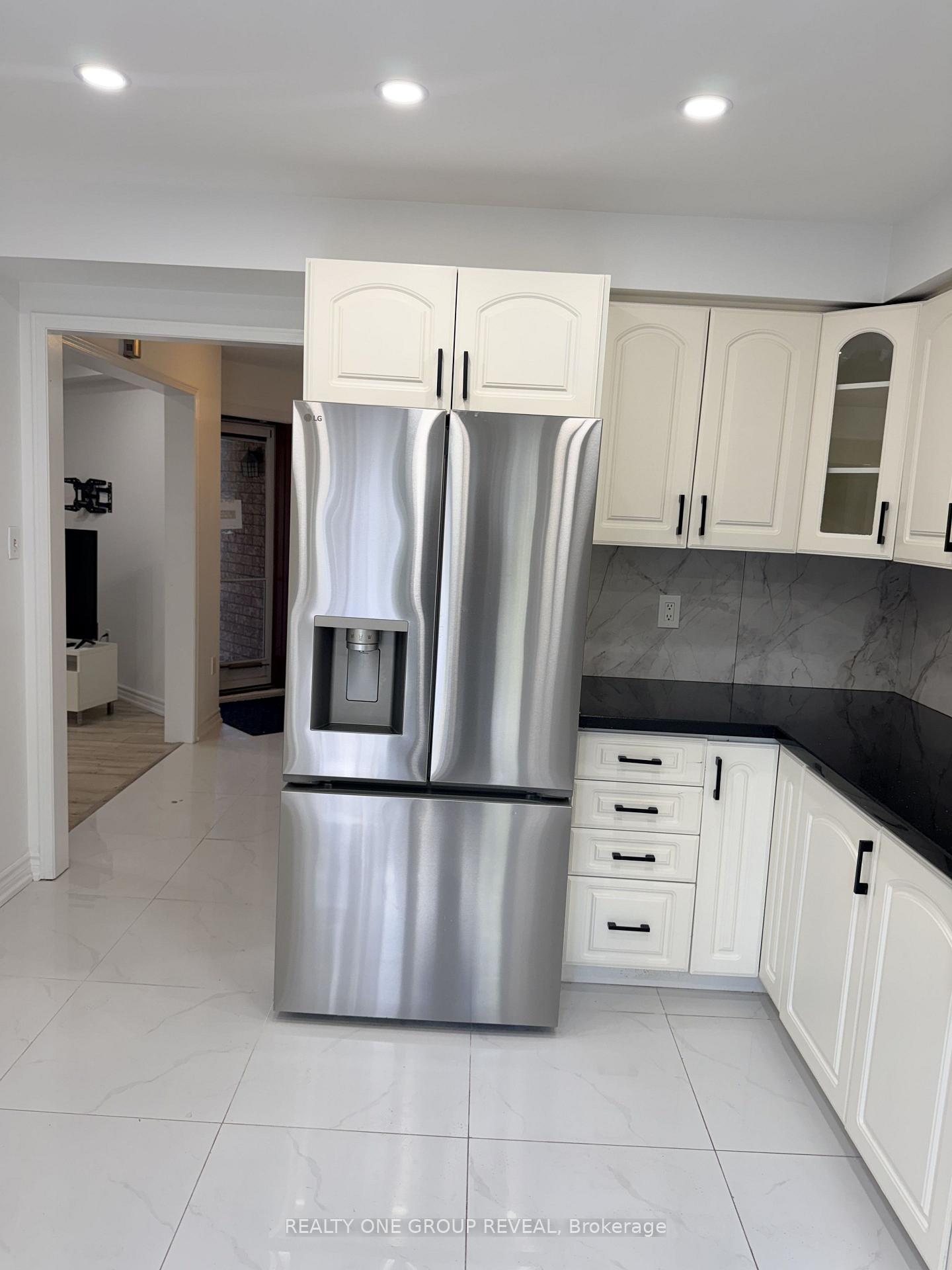 Photo 34 of 1027 Ridgemount Boulevard, Oshawa, Pinecrest — HOMEH