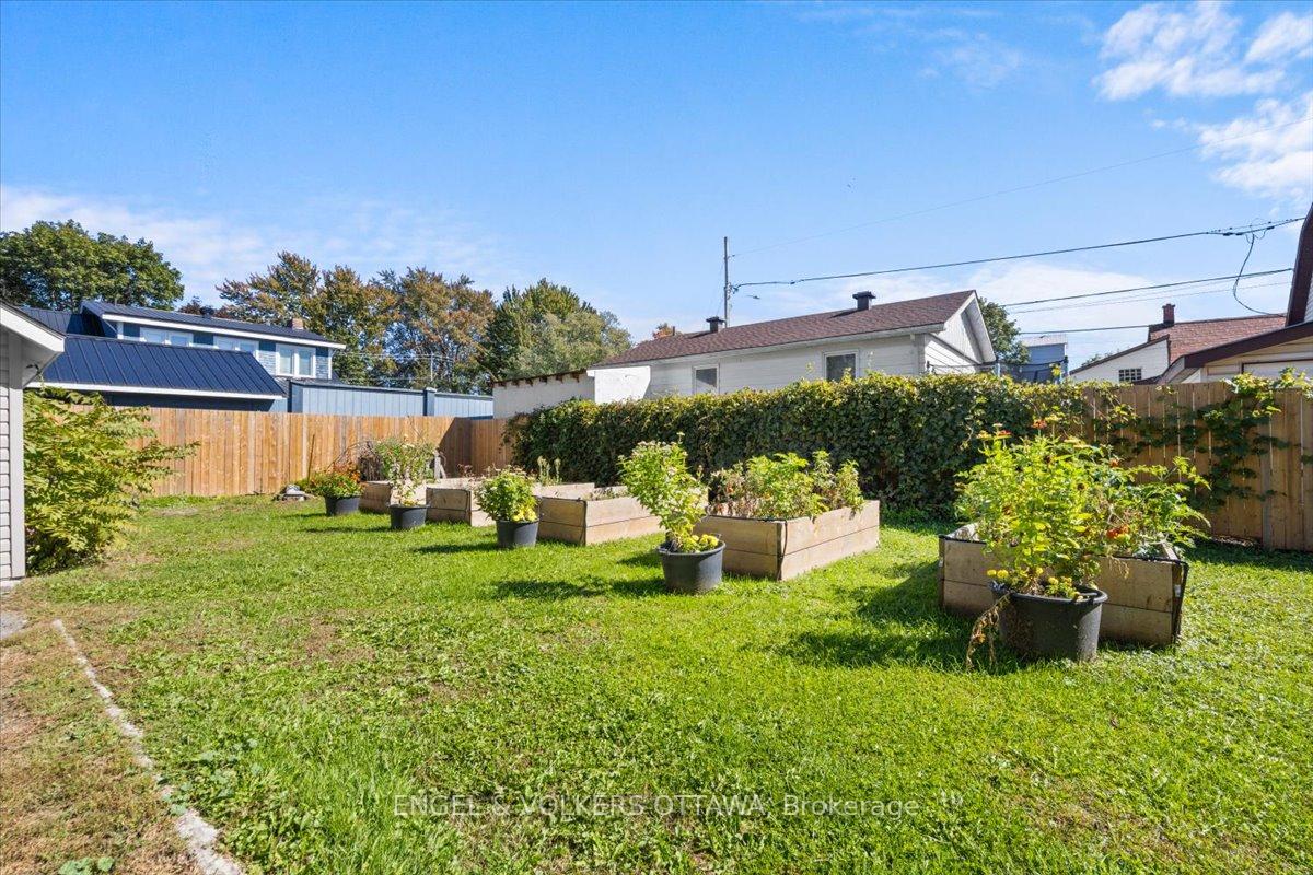 Photo 36 of 57 King Street, North Dundas, Chesterville — HOMEH