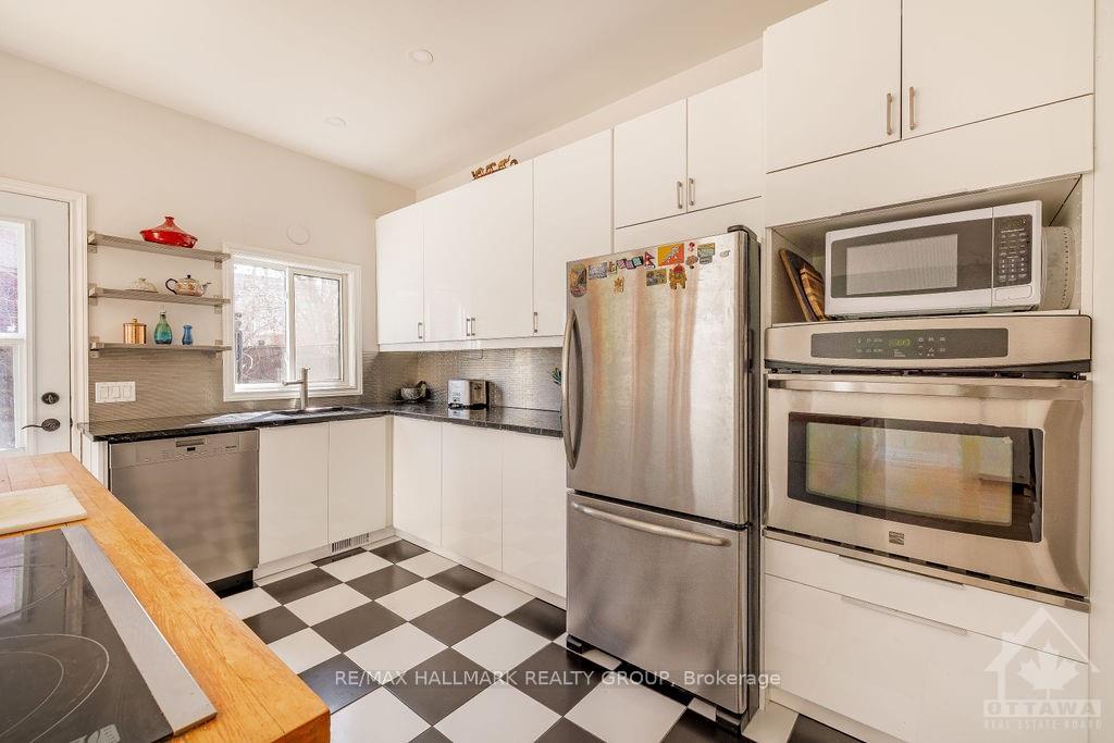 Photo 3 of 252 Daly Avenue, Ottawa, Sandy Hill — HOMEH