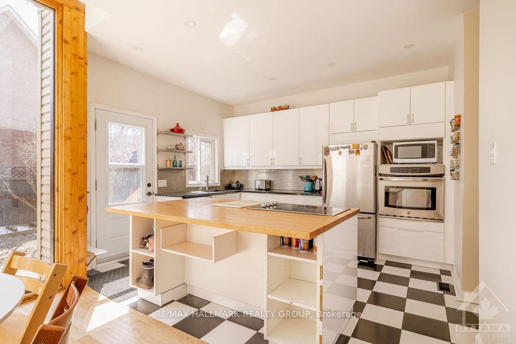 Photo 7 of 252 Daly Avenue, Ottawa, Sandy Hill — HOMEH