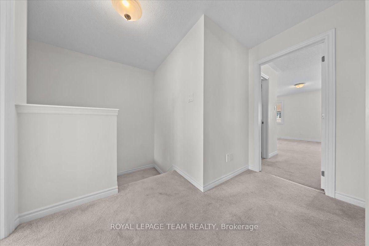 Photo 8 of 340 Song Sparrow Street, Ottawa, Barrhaven - Half Moon Bay — HOMEH