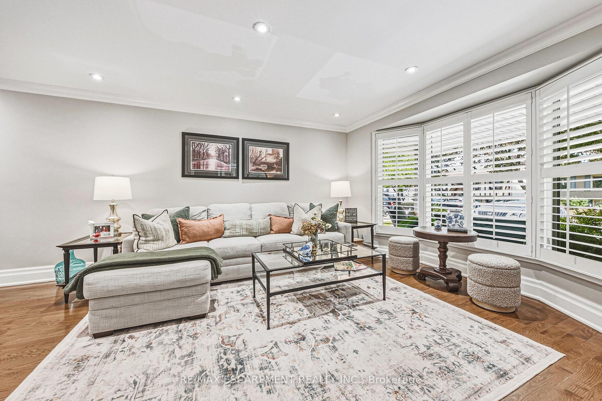Photo 11 of 581 Holly Hill Crescent, Burlington, Freeman — HOMEH