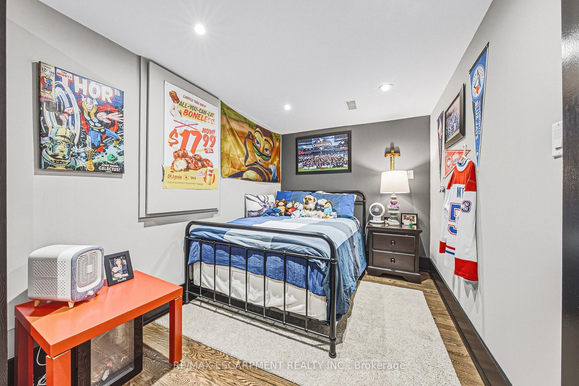 Photo 41 of 581 Holly Hill Crescent, Burlington, Freeman — HOMEH
