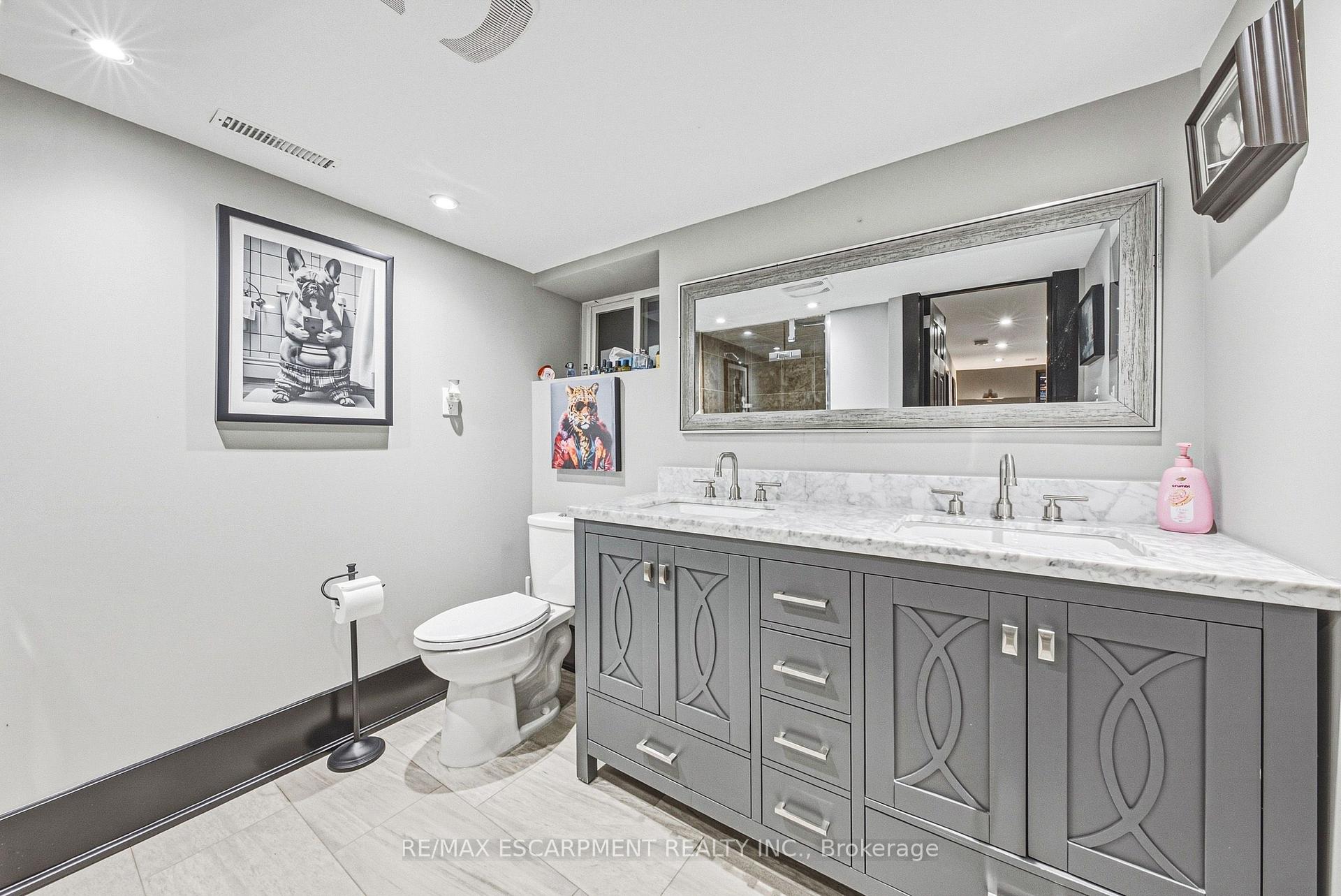 Photo 42 of 581 Holly Hill Crescent, Burlington, Freeman — HOMEH